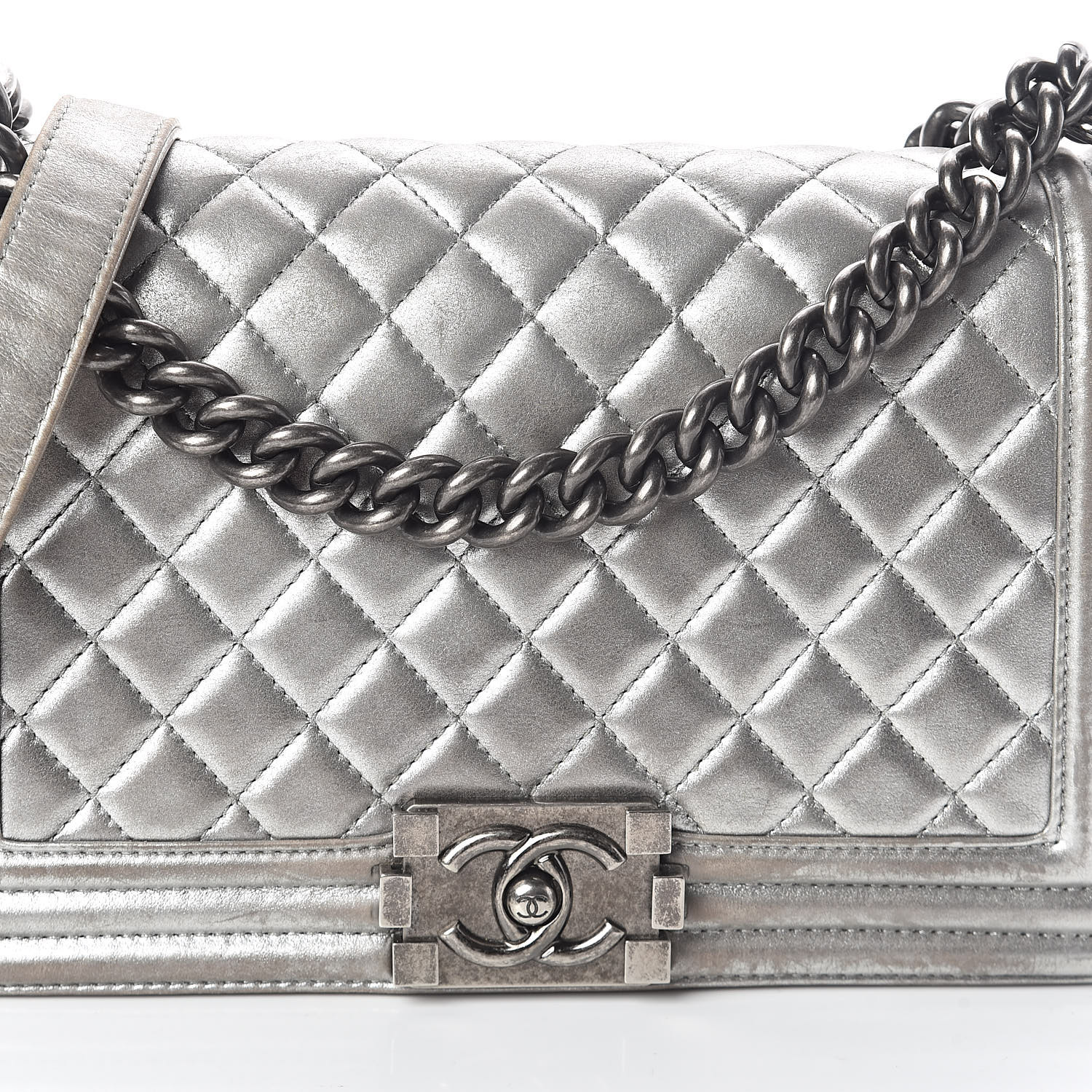 CHANEL Metallic Lambskin Quilted Medium Boy Flap Silver 515650