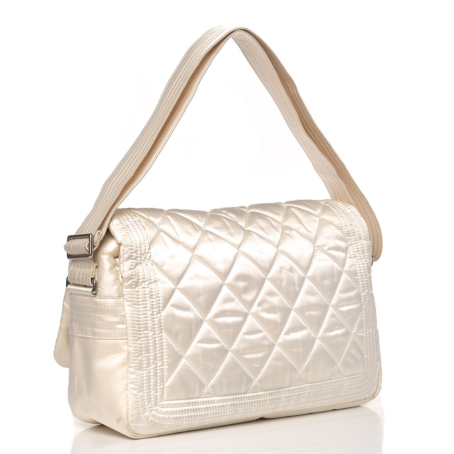 Download CHANEL Nylon Ski Messenger Bag White 251596