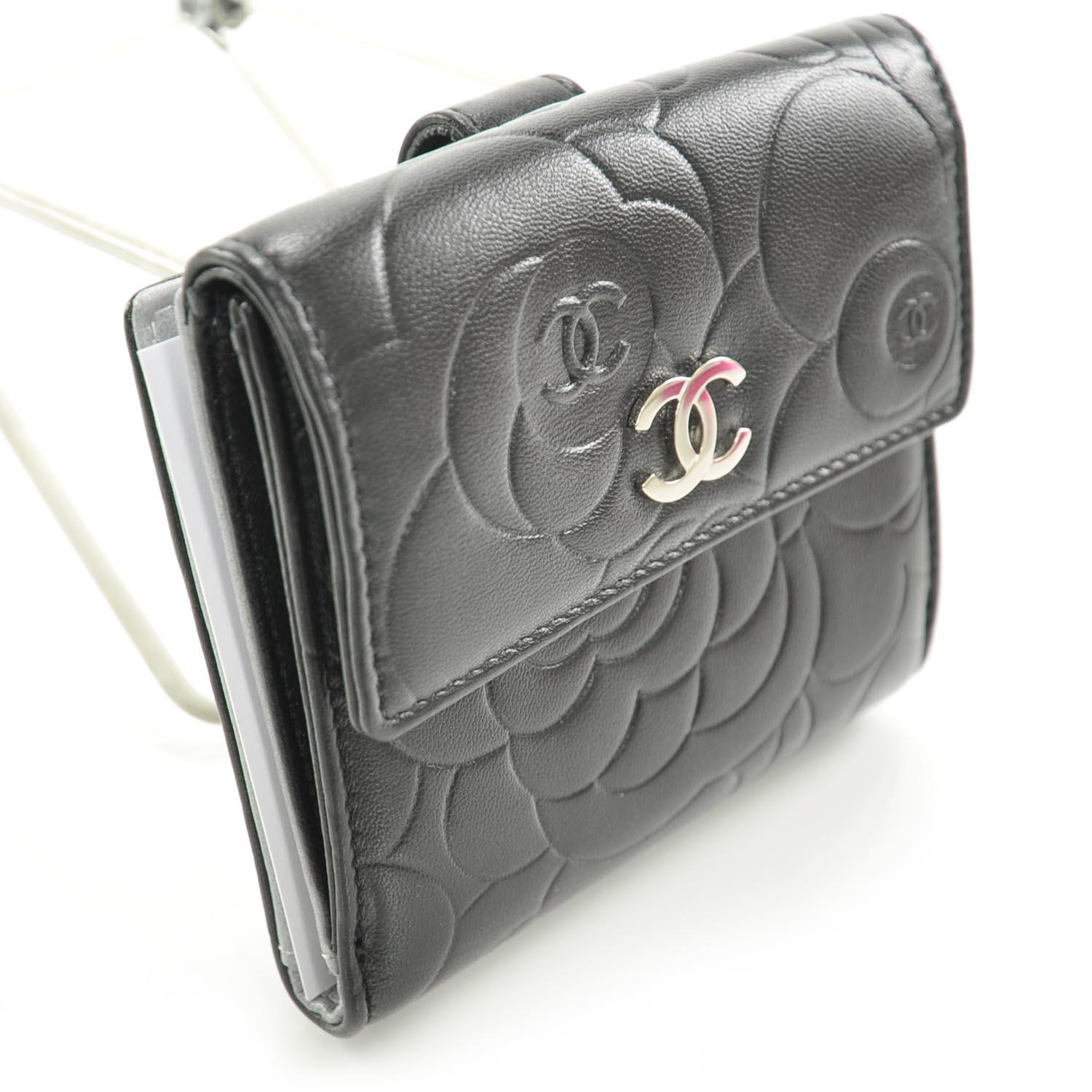 chanel camellia wallet price