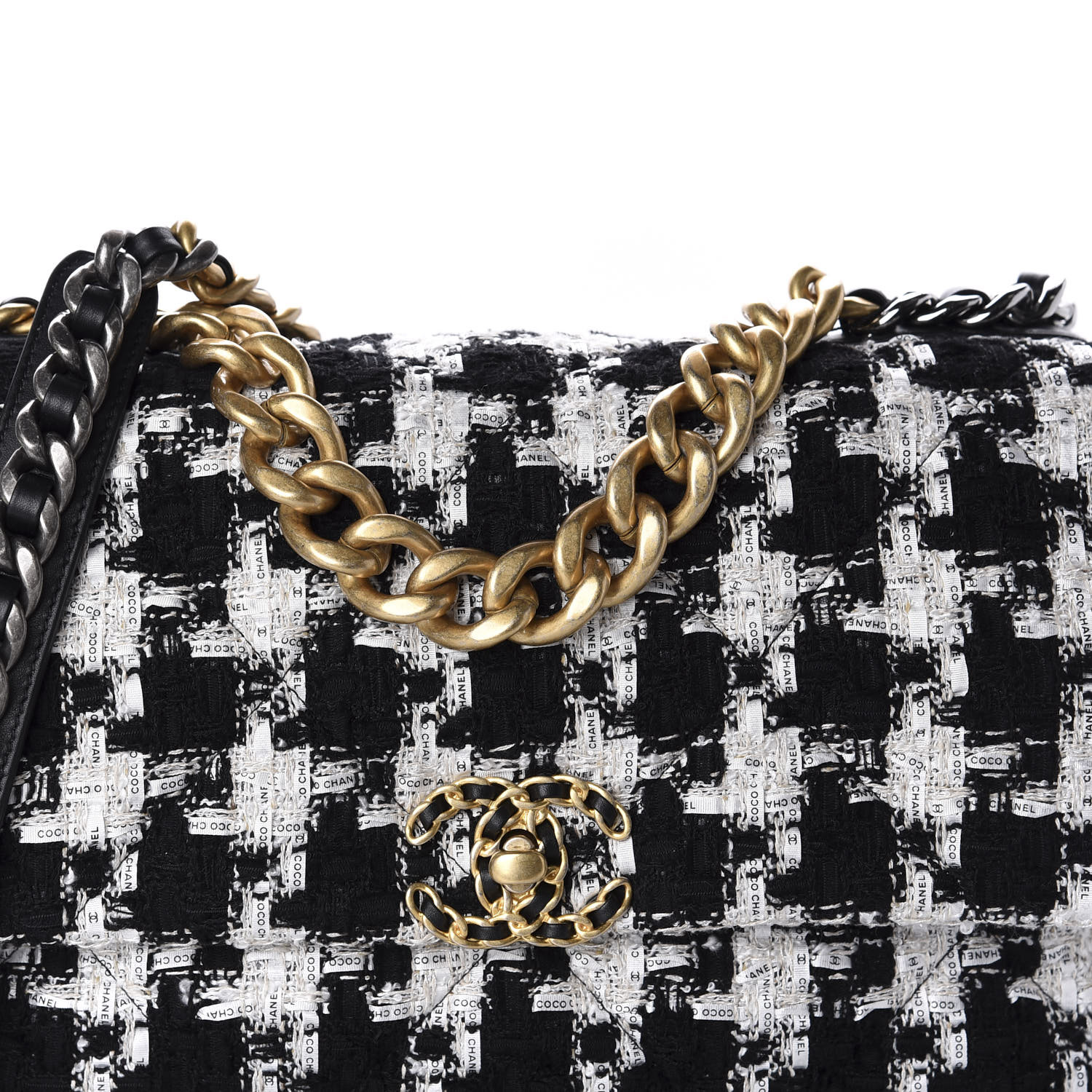 chanel tweed bag 19