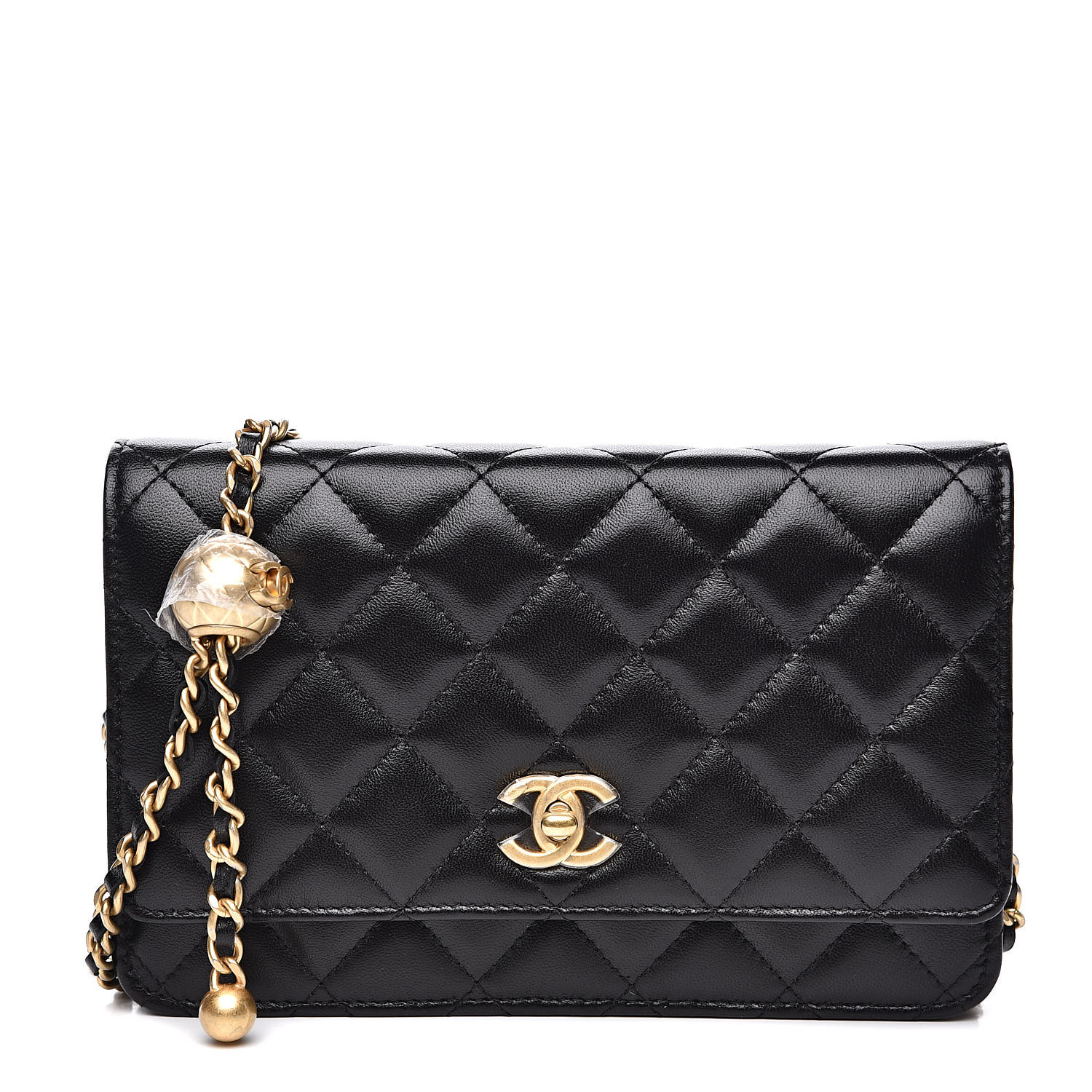 chanel pearl wallet on chain