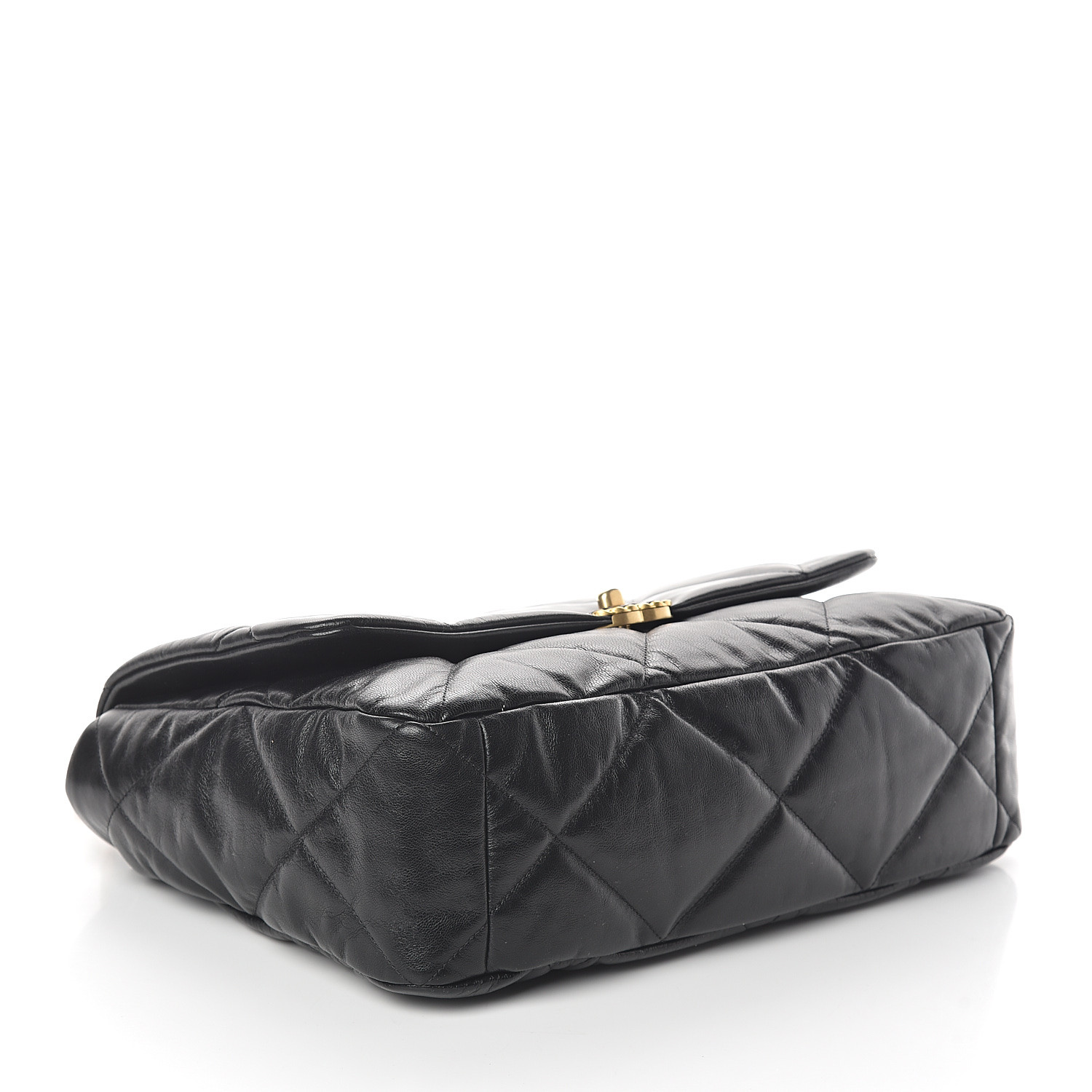 goatskin quilted medium chanel 19 flap black