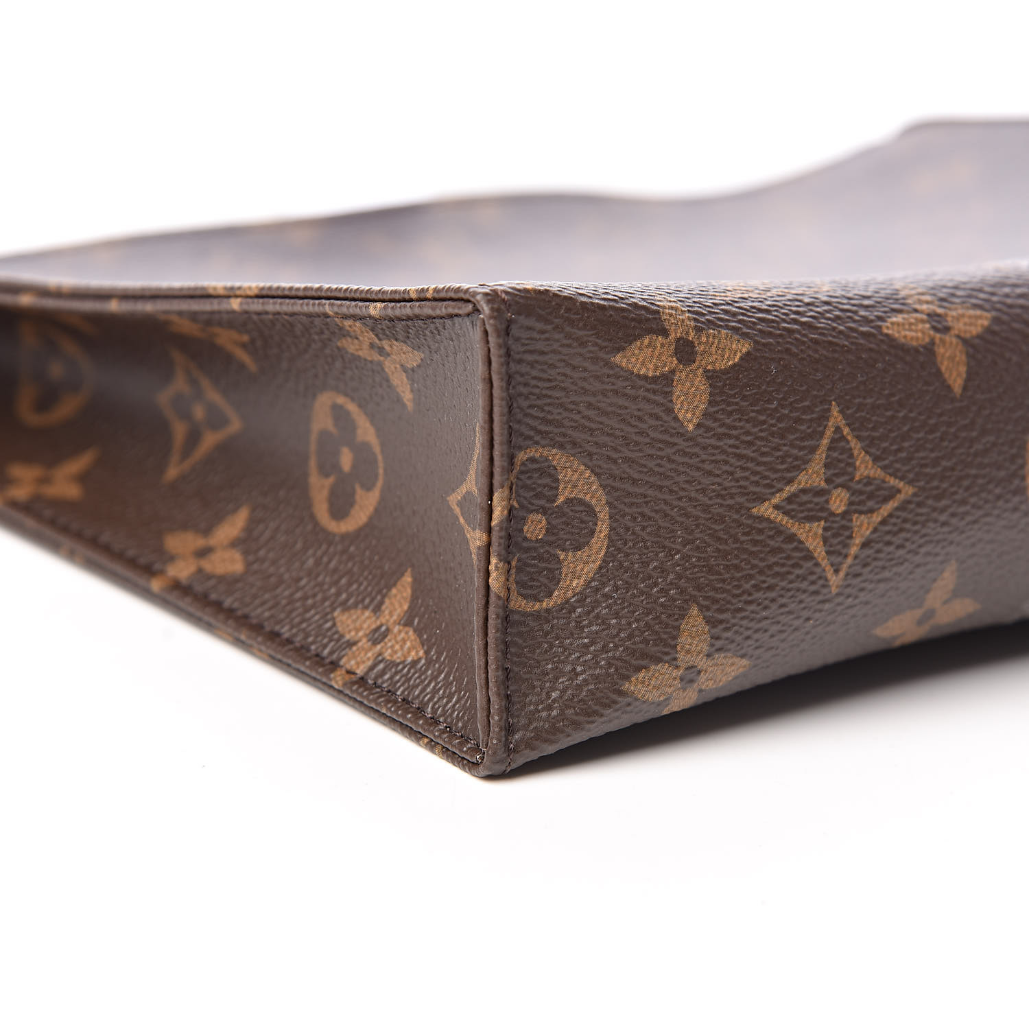 toiletry pouch 26 louis vuitton price