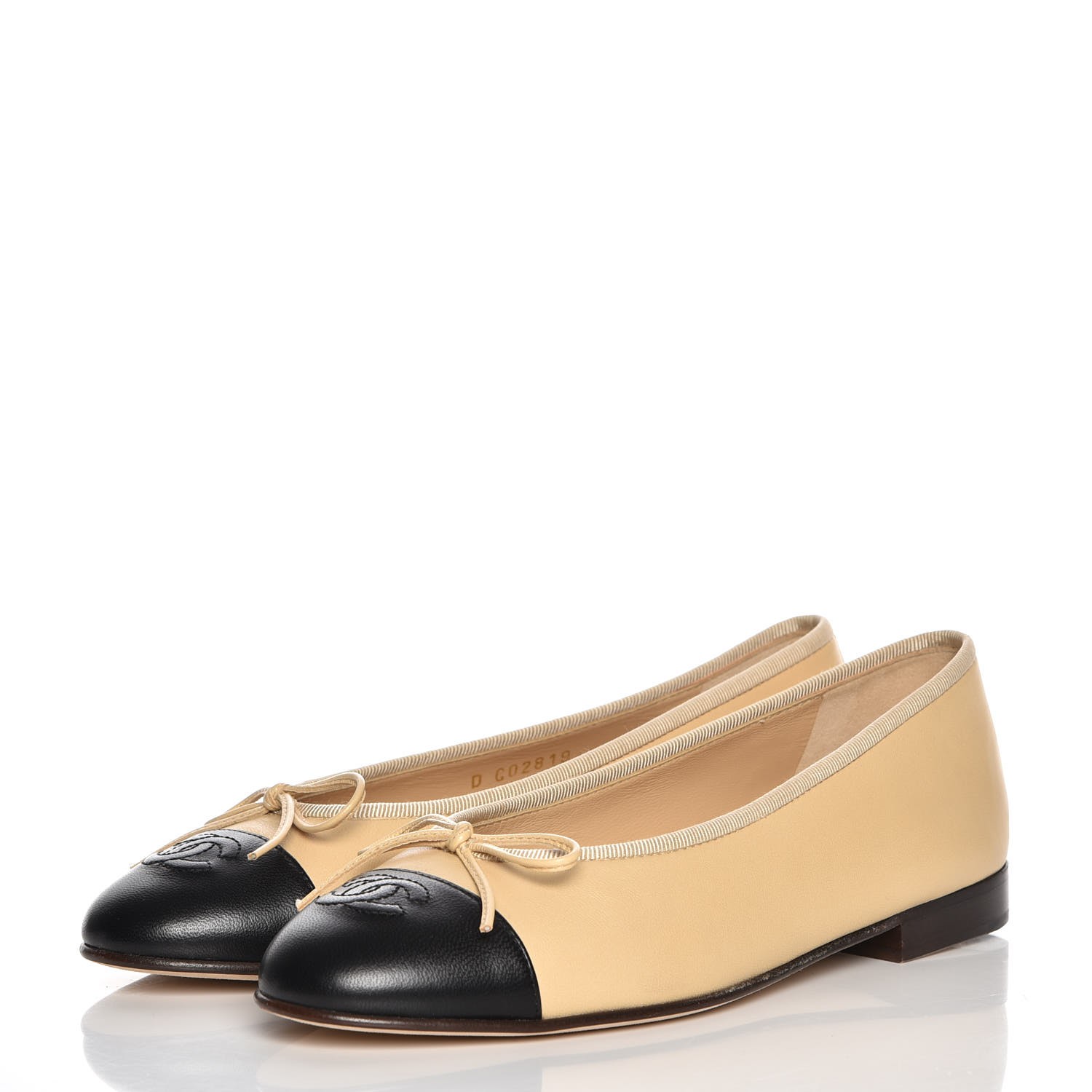 CHANEL Lambskin Cap Toe Ballerina Flats 37 Beige Black 232155