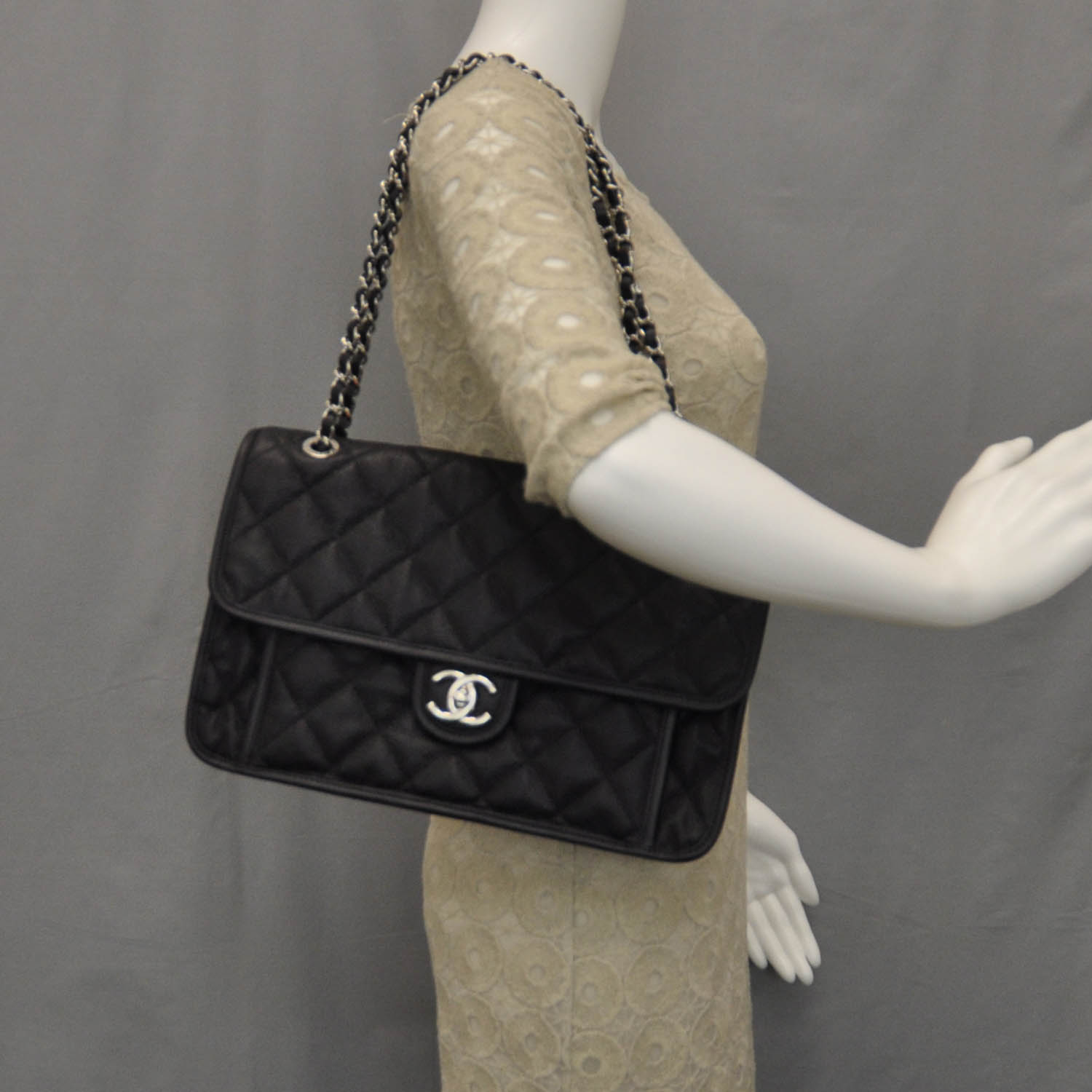 CHANEL Caviar French Riviera Flap Black 32777