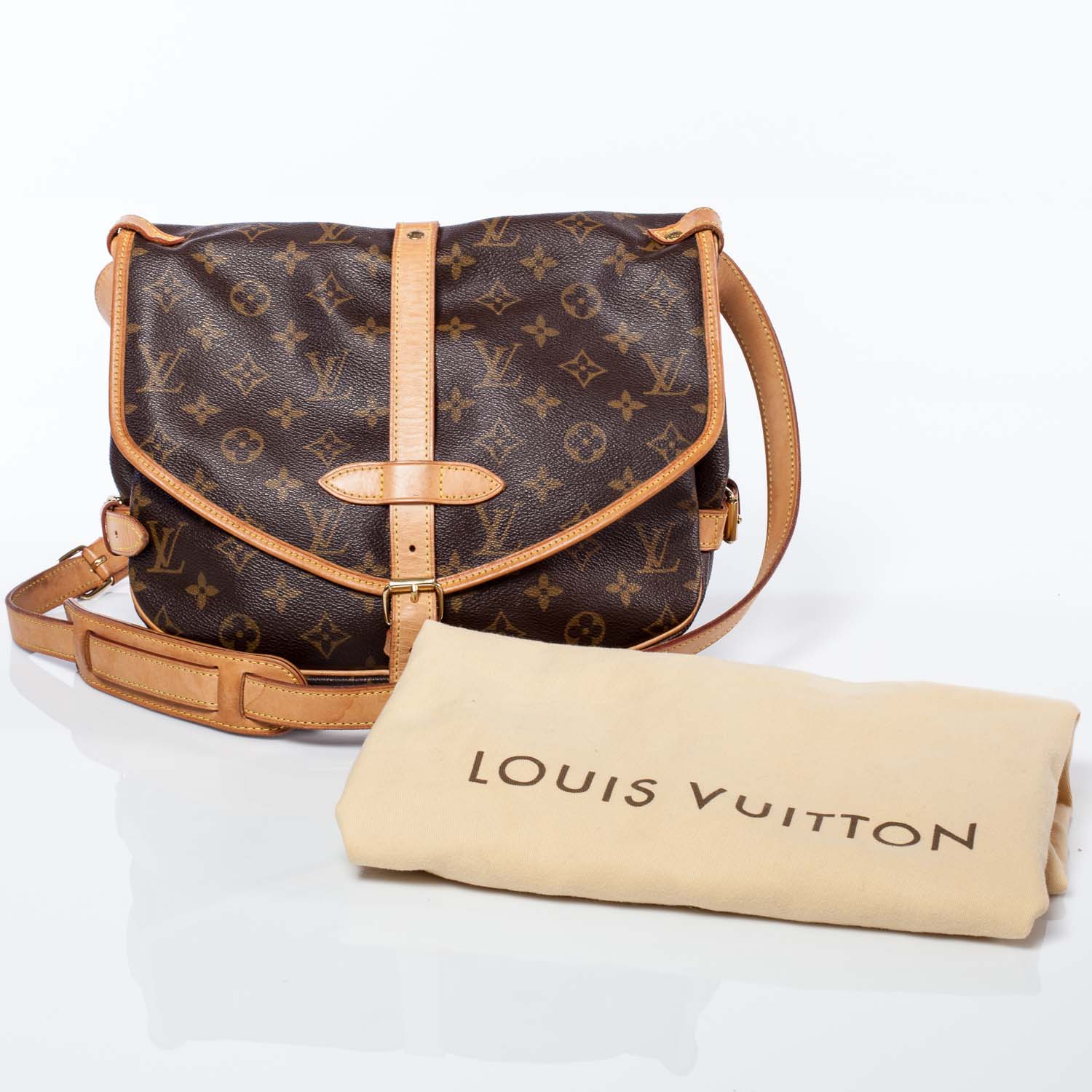 LOUIS VUITTON Monogram Saumur 30 35869