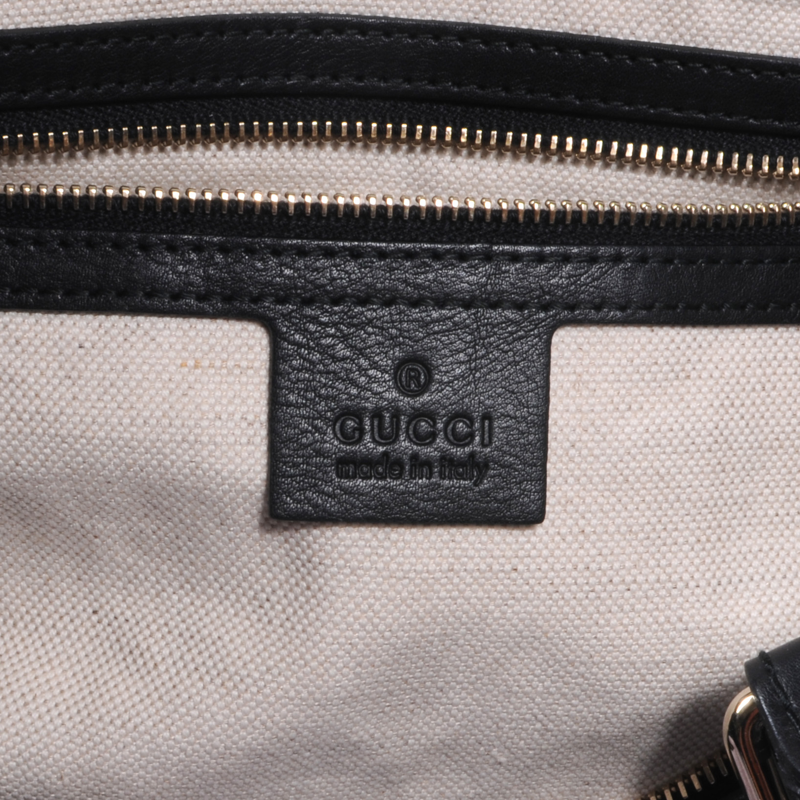 GUCCI Micro Guccissima Trim Vintage Web Medium Boston Black 39397 ...