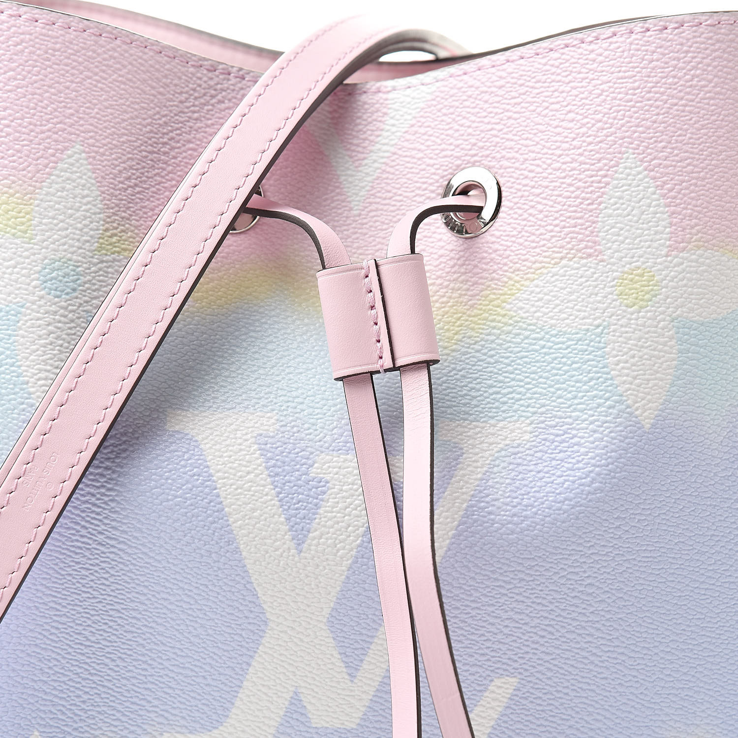 louis vuitton neonoe escale pastel