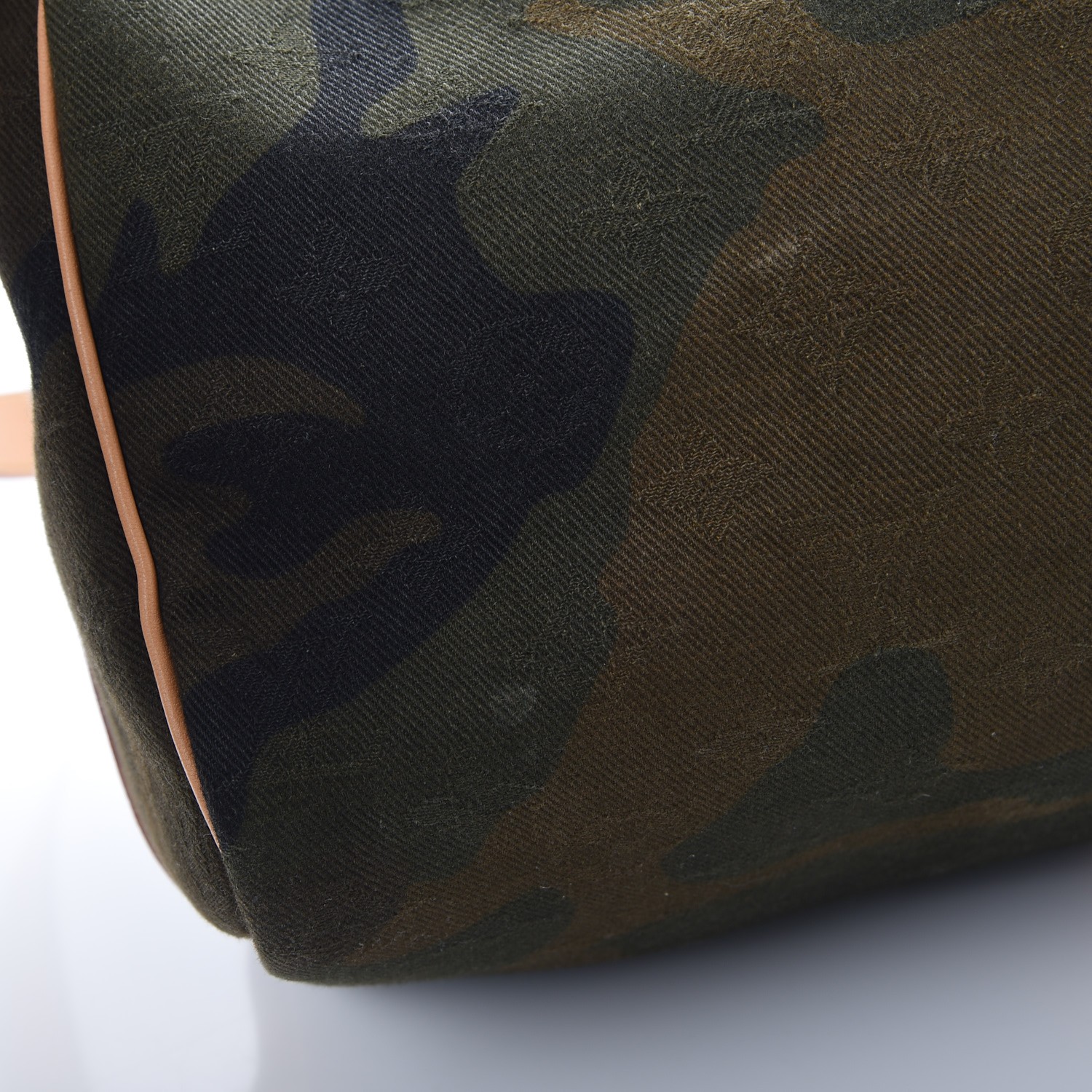 lv camo keepall