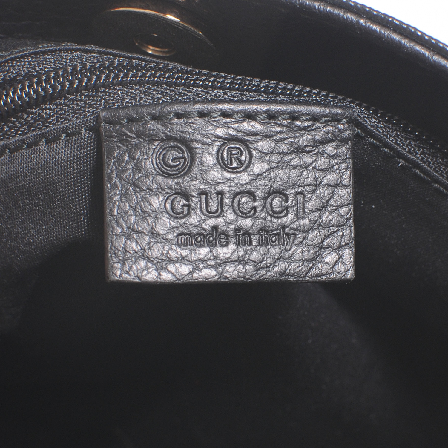 GUCCI Leather Signature Shoulder Bag Black 46586