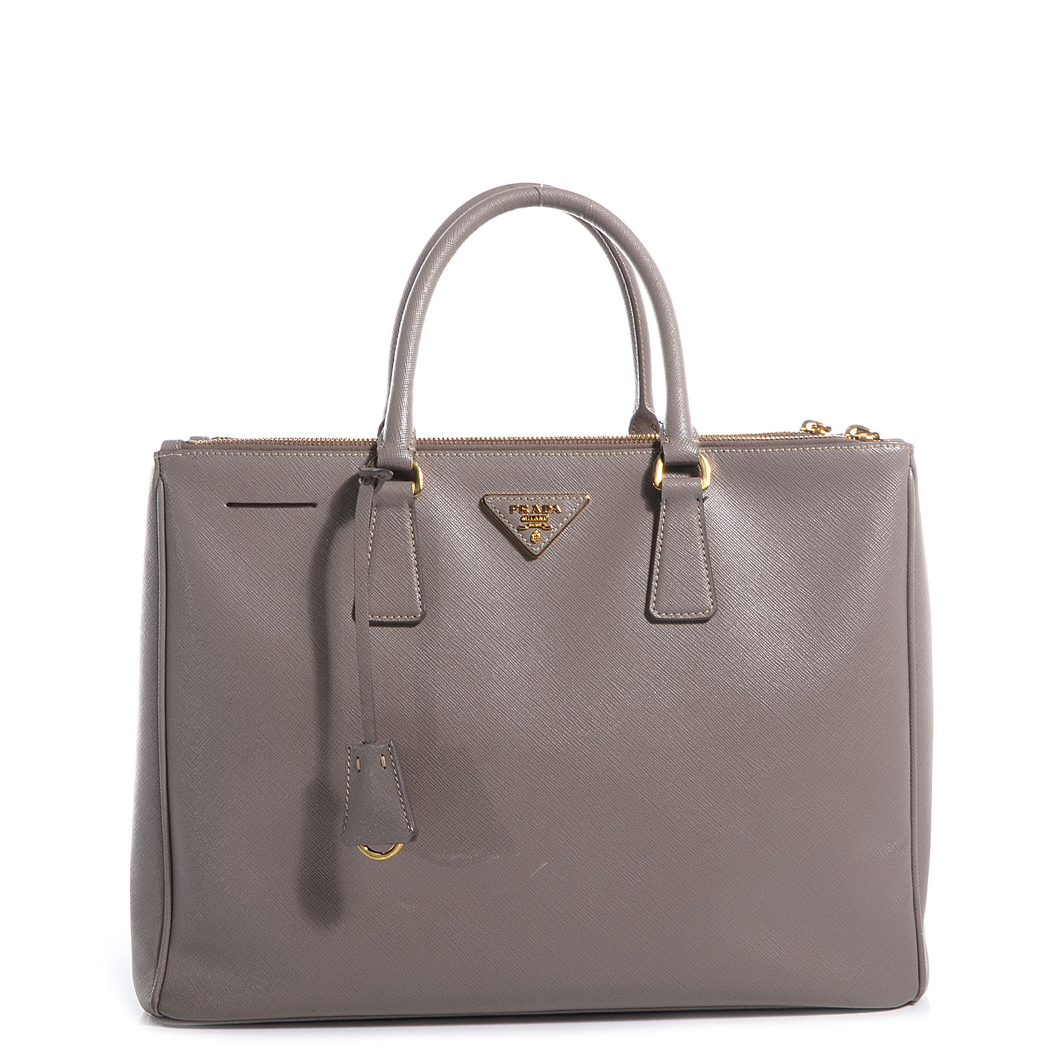 prada argilla saffiano