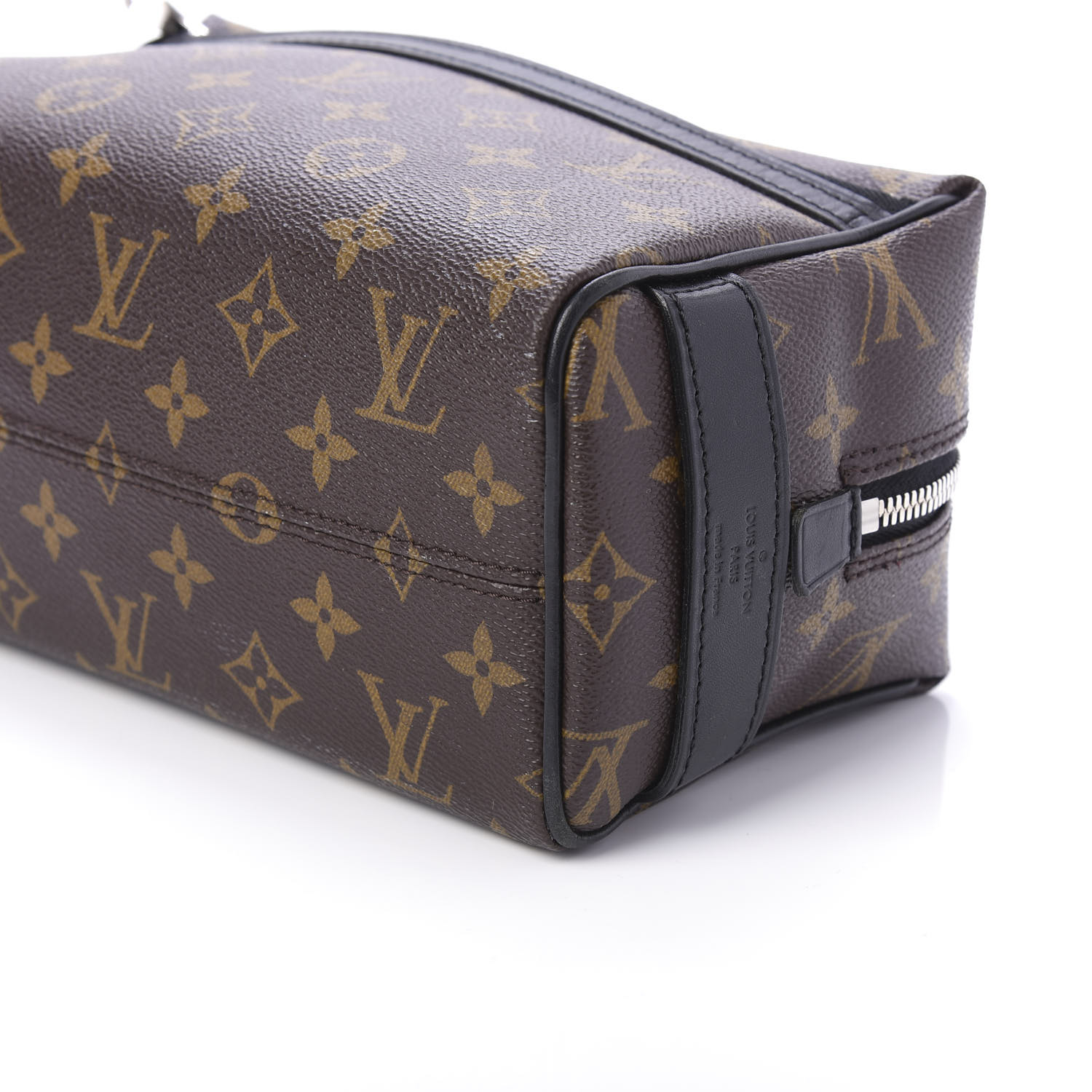 louis vuitton shaving kit bag