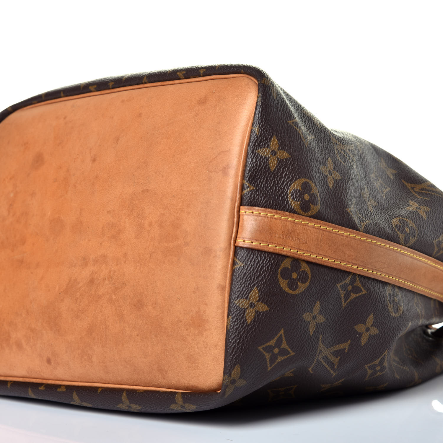 louis vuitton monogram petit ensacar plat