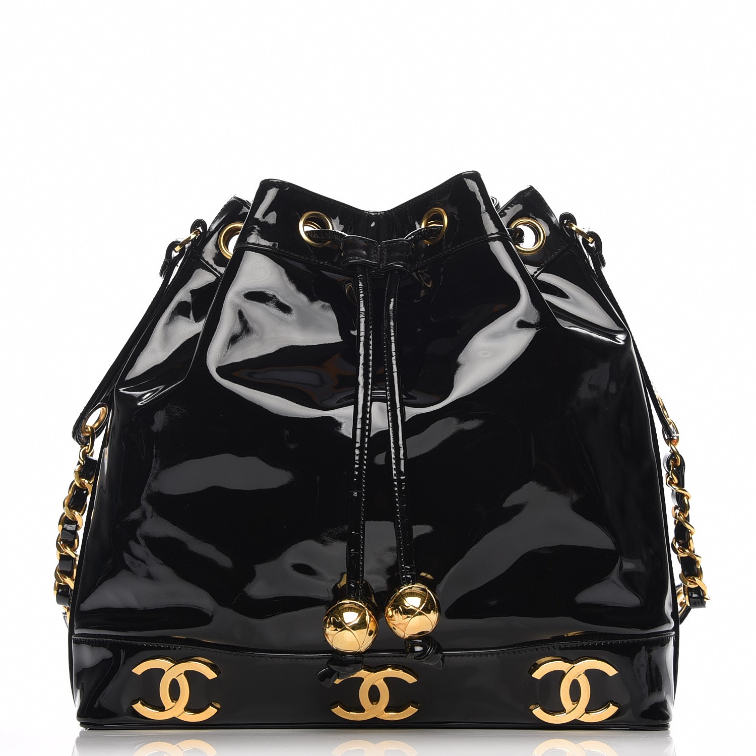 CHANEL Patent CC Drawstring Shoulder Bag Black 207968 | FASHIONPHILE