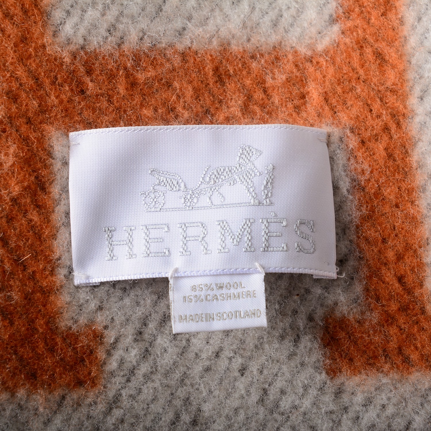 HERMES Wool Cashmere Signature Classic Avalon Blanket Ecru Potiron ...