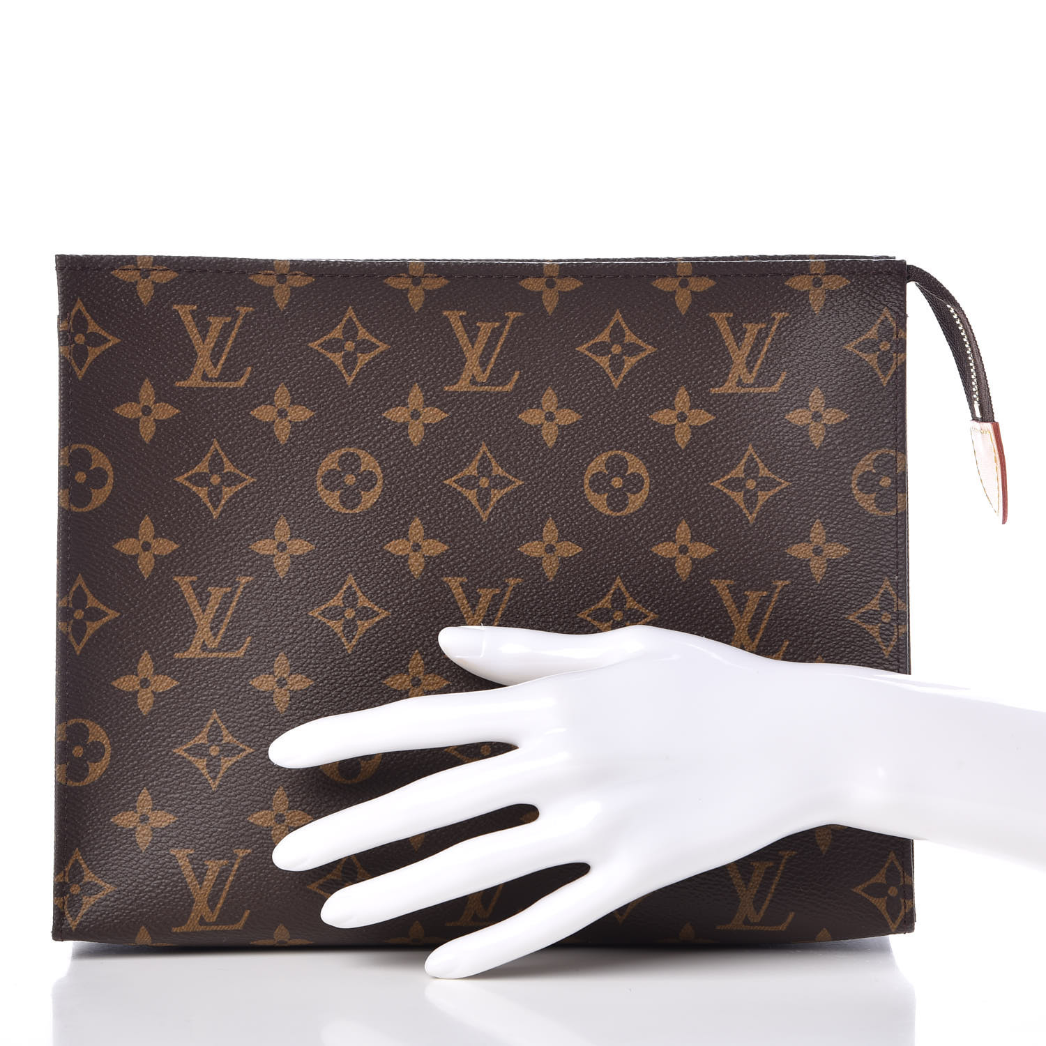 lv toiletry pouch 26 monogram