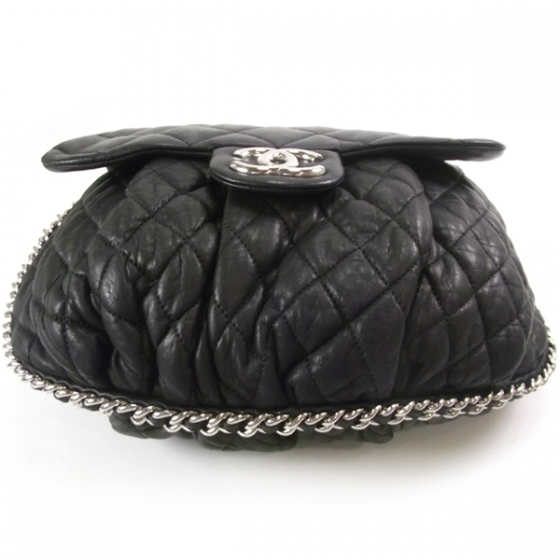 chanel black lambskin bag chunky chain price