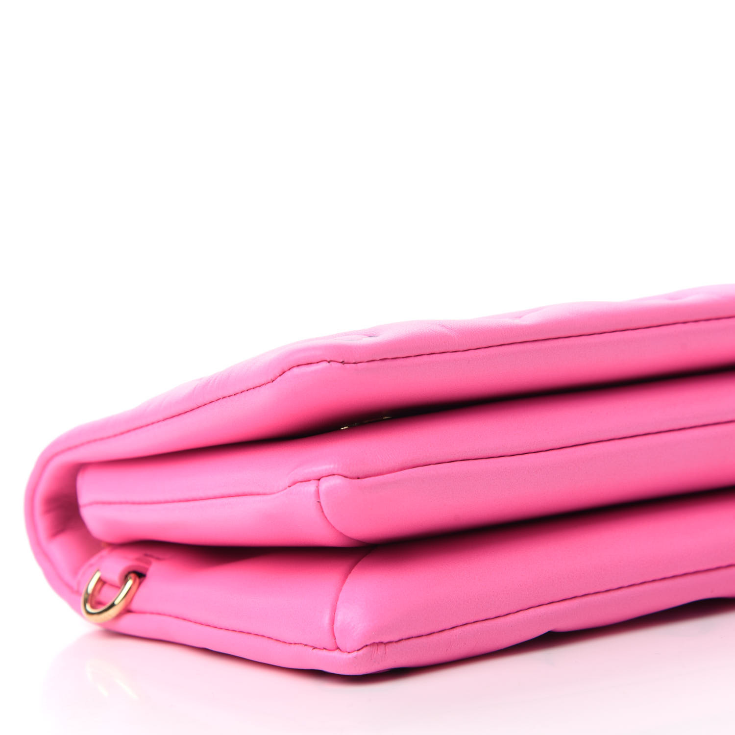 pink coussin lv