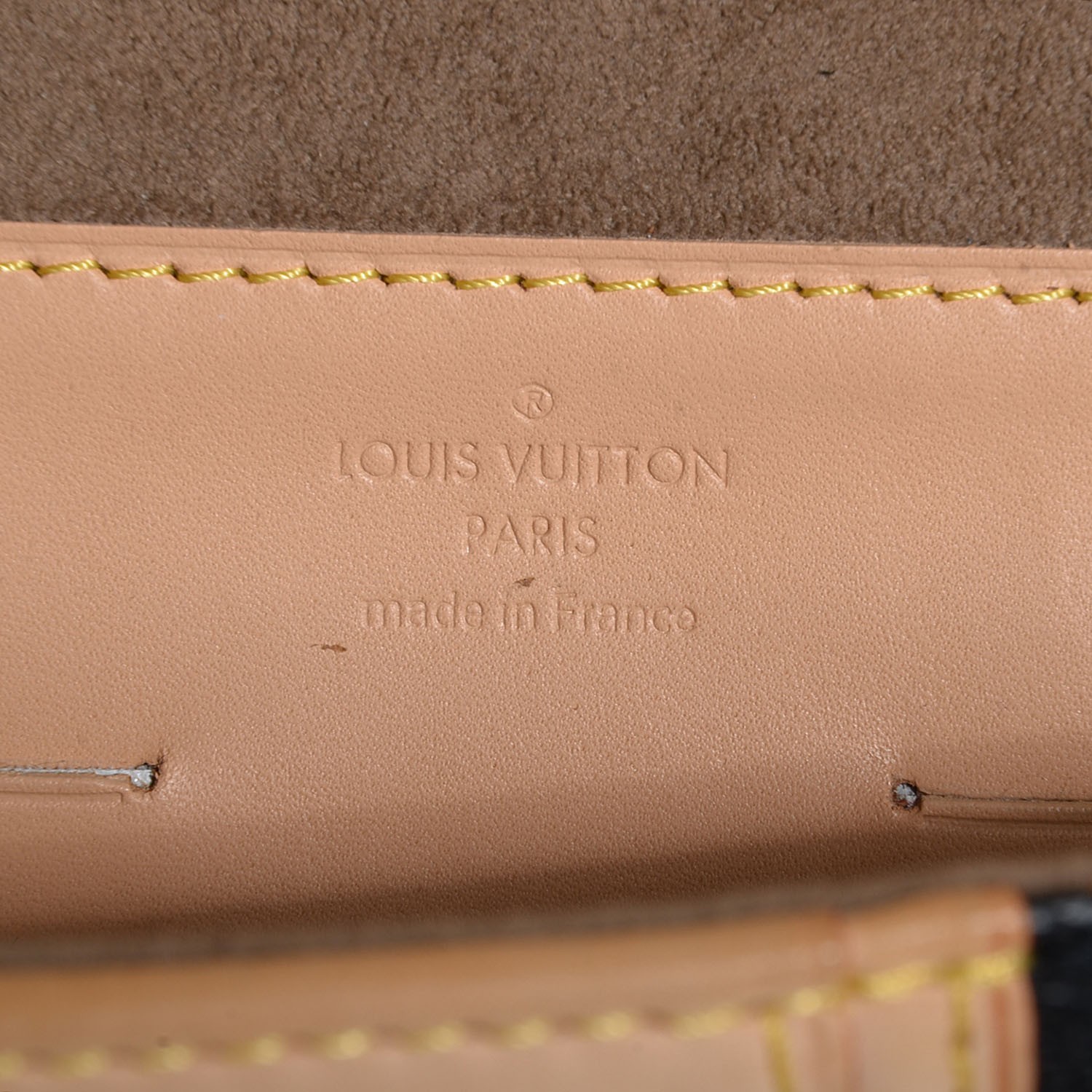 lv courtney clutch