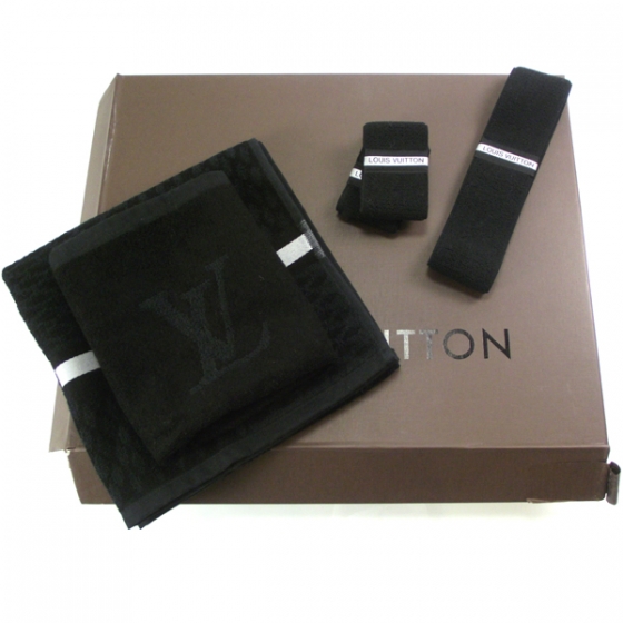 louis vuitton gym set