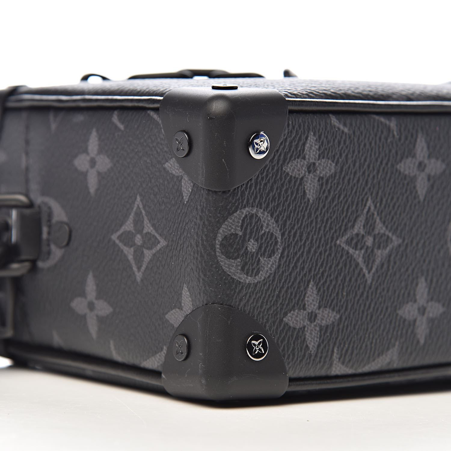 Túi xách tay nữ LV Mini màu đen sang trọng logo kim loại hàng hiệu