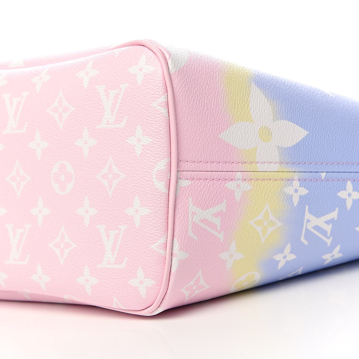 Louis Vuitton Multi Pochette Gradient Pastel Mist in Coated Canvas