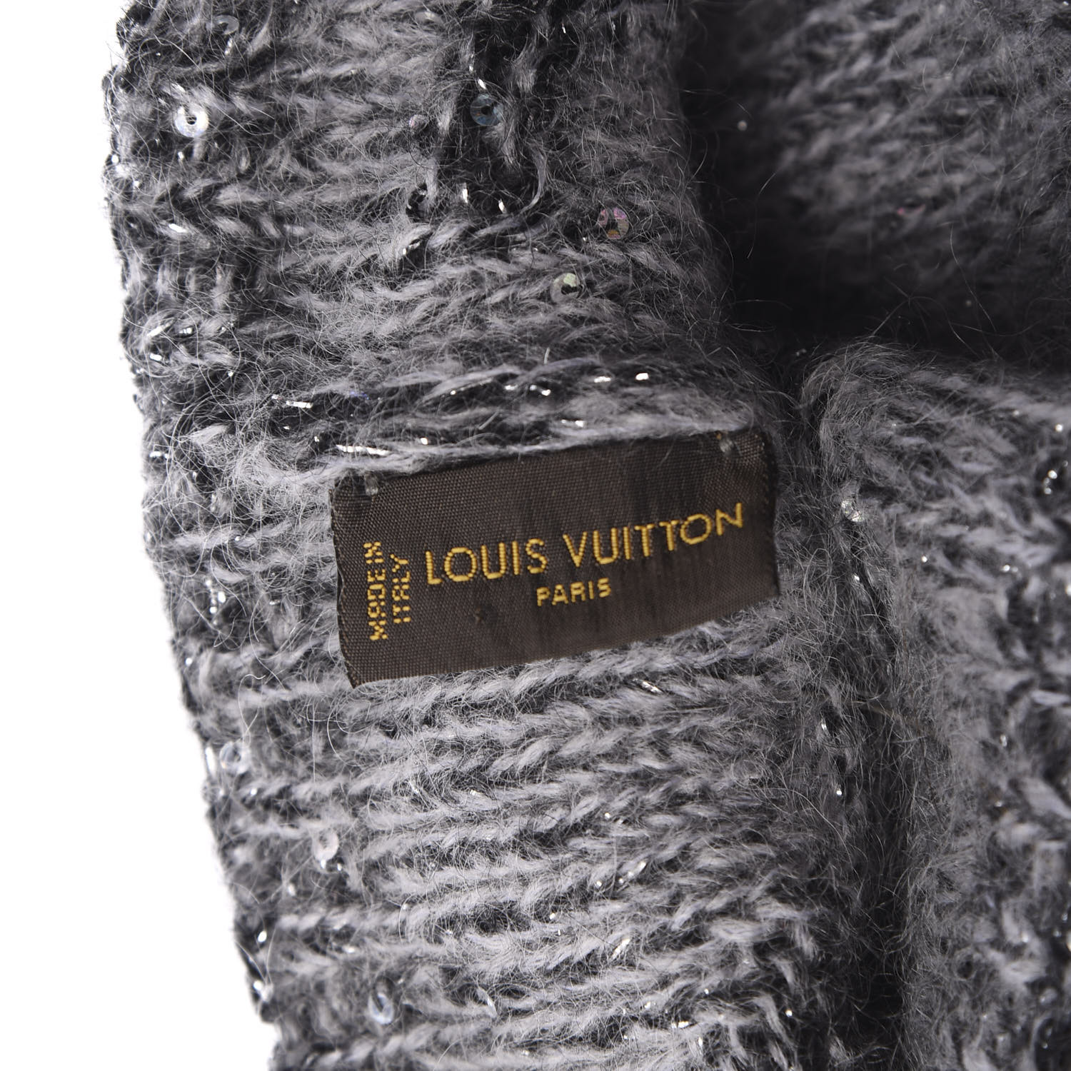 Lot 100 - Louis Vuitton Grey Cashmere Helsinki Hat and
