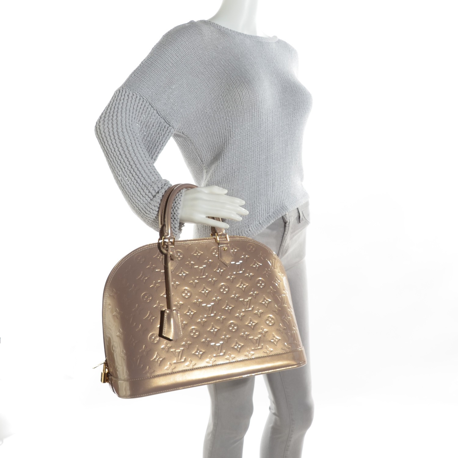 lv alma beige