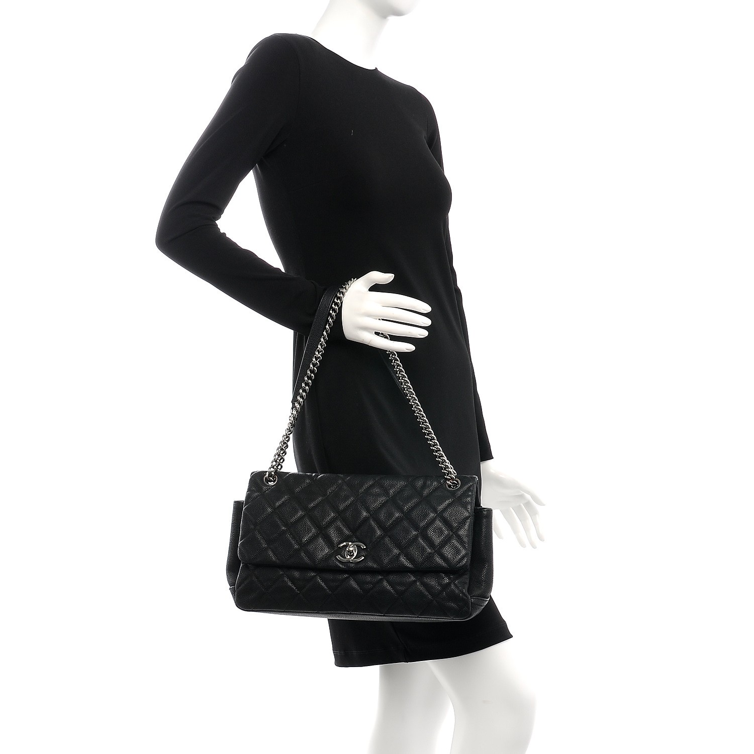 CHANEL Iridescent Caviar Quilted Medium Lady Pearly Flap Black 206852