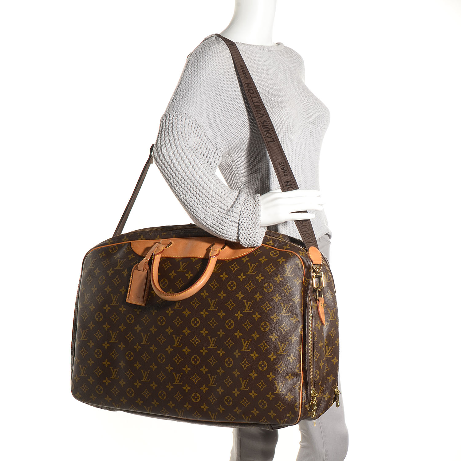 louis vuitton monogram travel bag