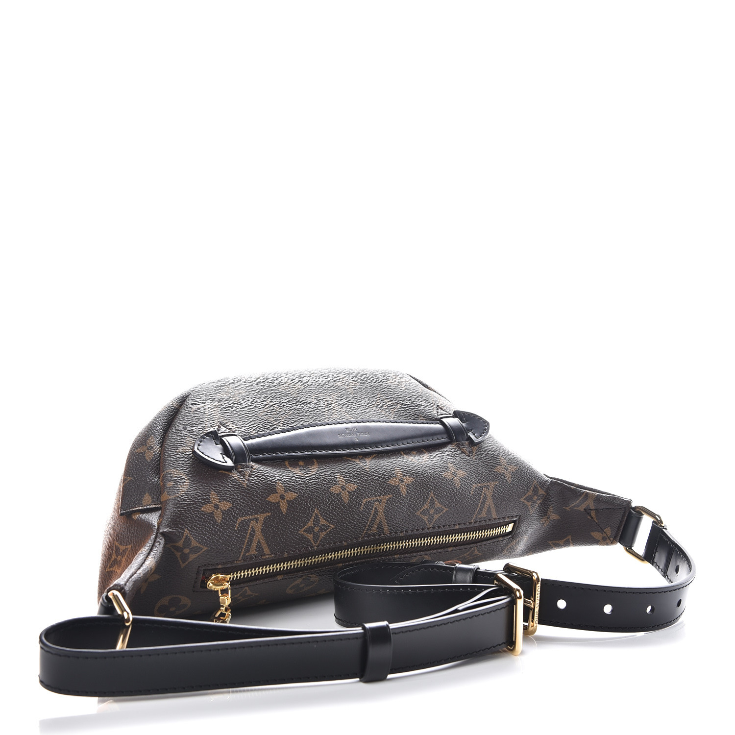 louis vuitton world tour bum bag