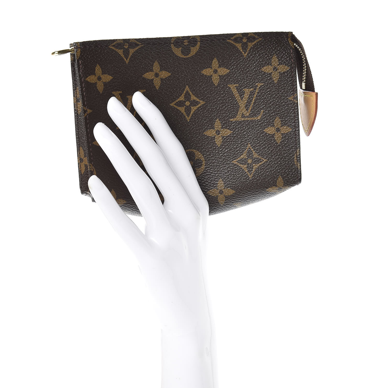 louis vuitton toiletry 15 price