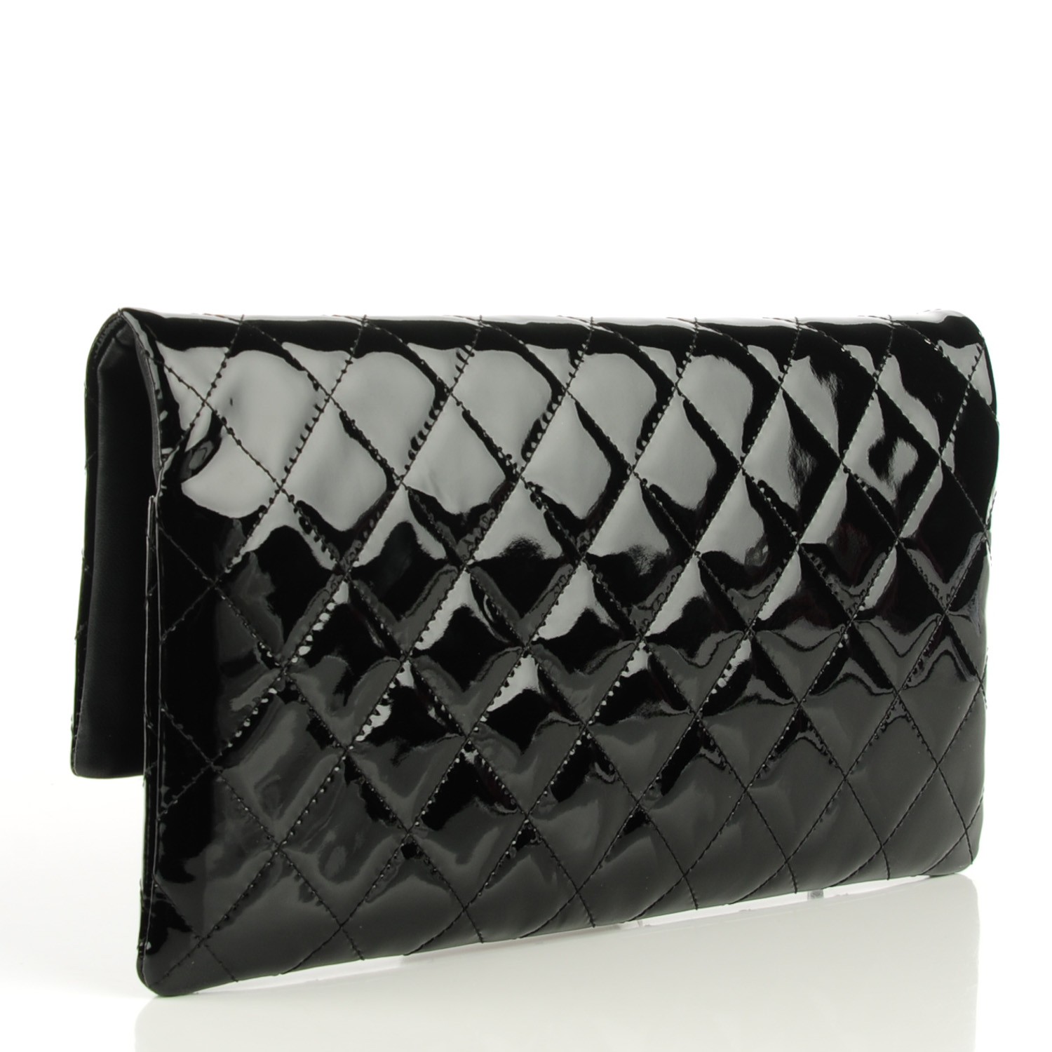 chanel beauty cc clutch bag