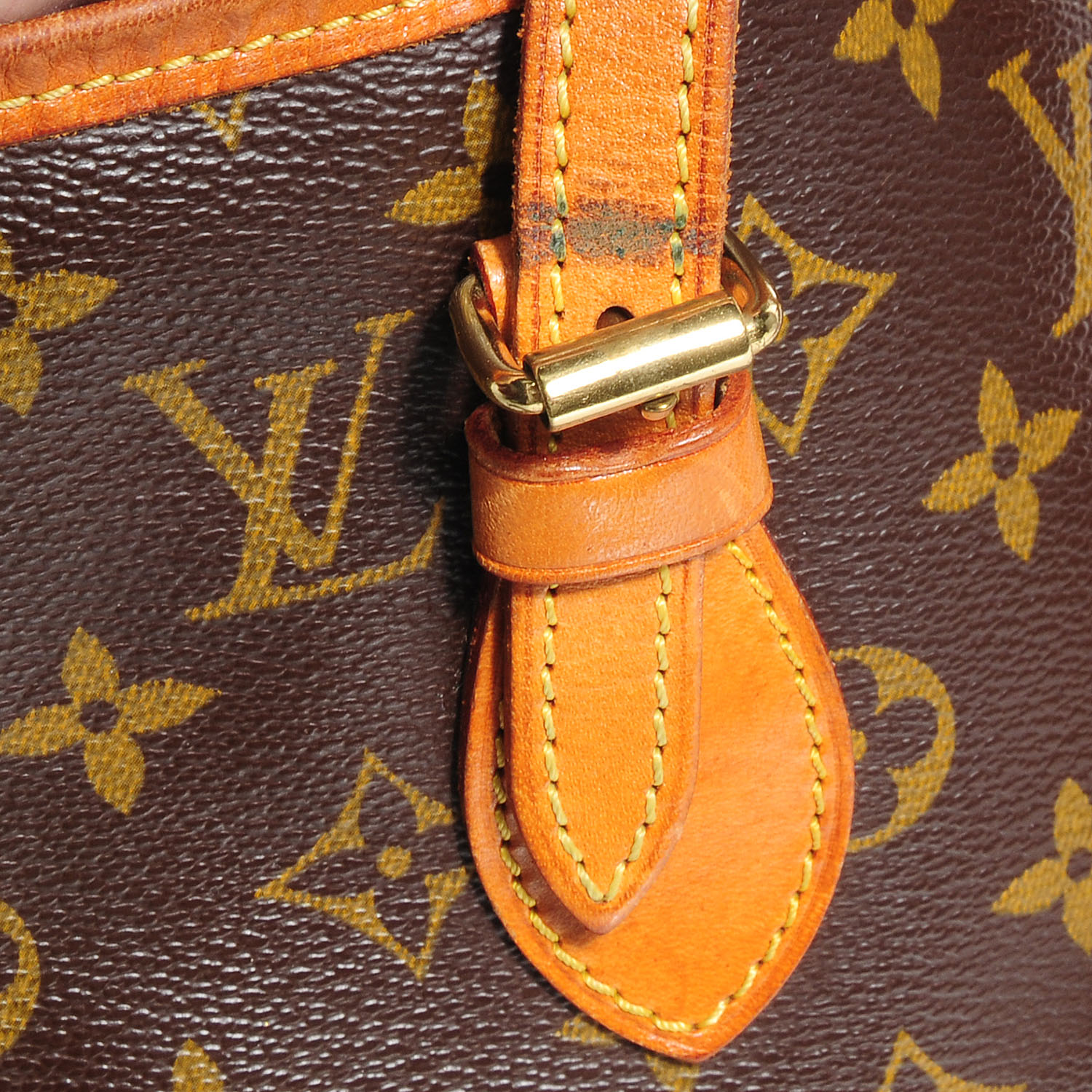 LOUIS VUITTON Monogram Petit Bucket 23 71013 | FASHIONPHILE