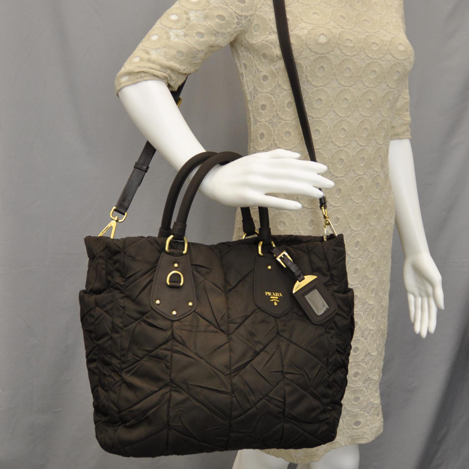 chevron quilted handbag