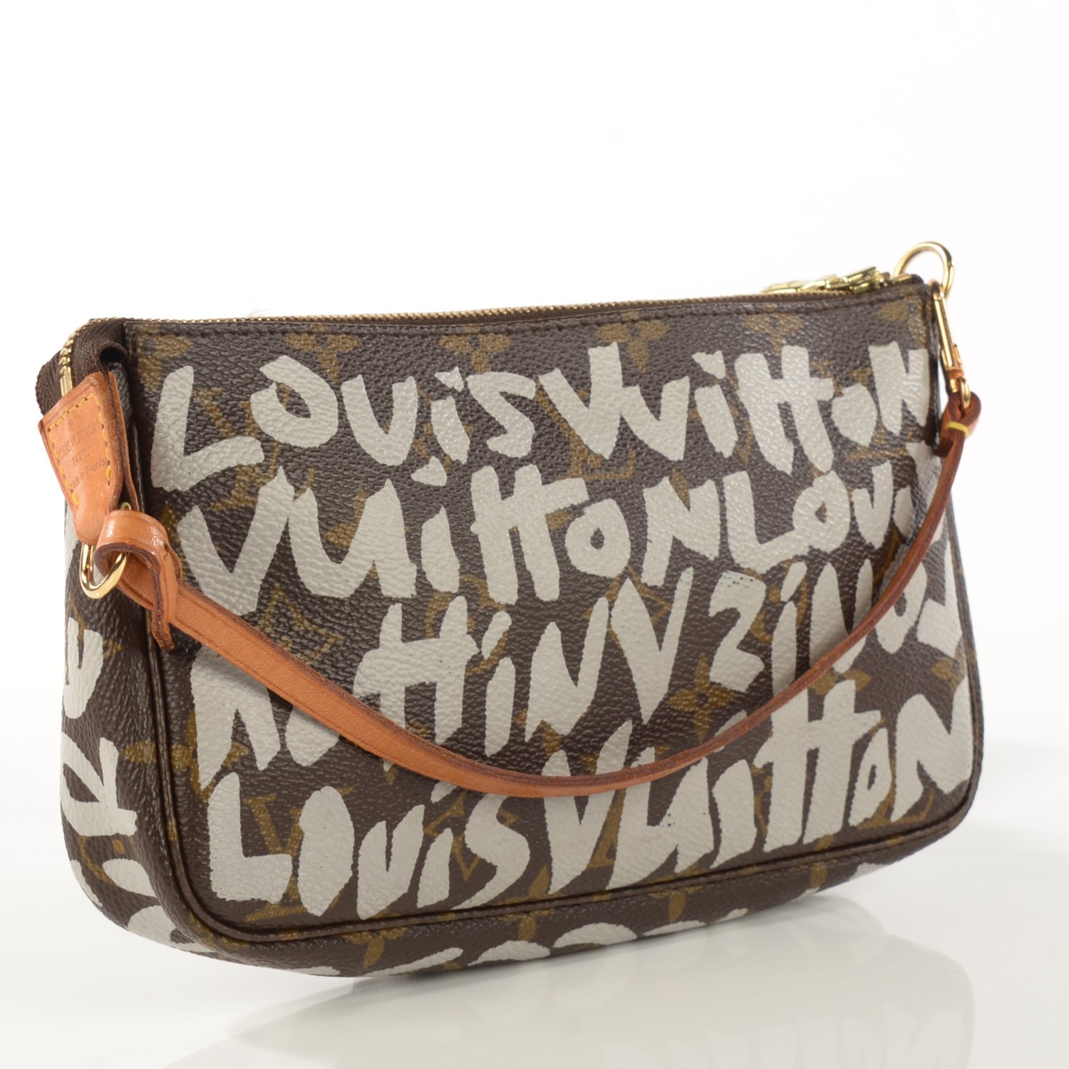 lv graffiti pochette