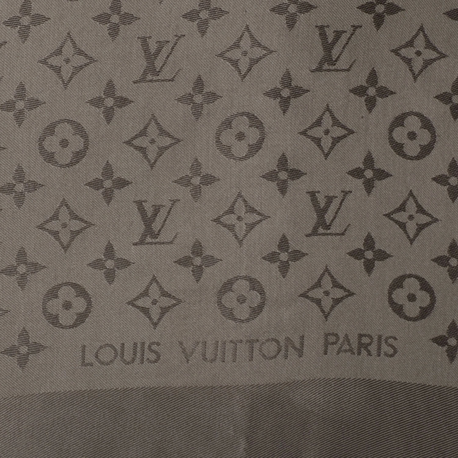 LOUIS VUITTON Silk Wool Monogram Shawl Verone 69148