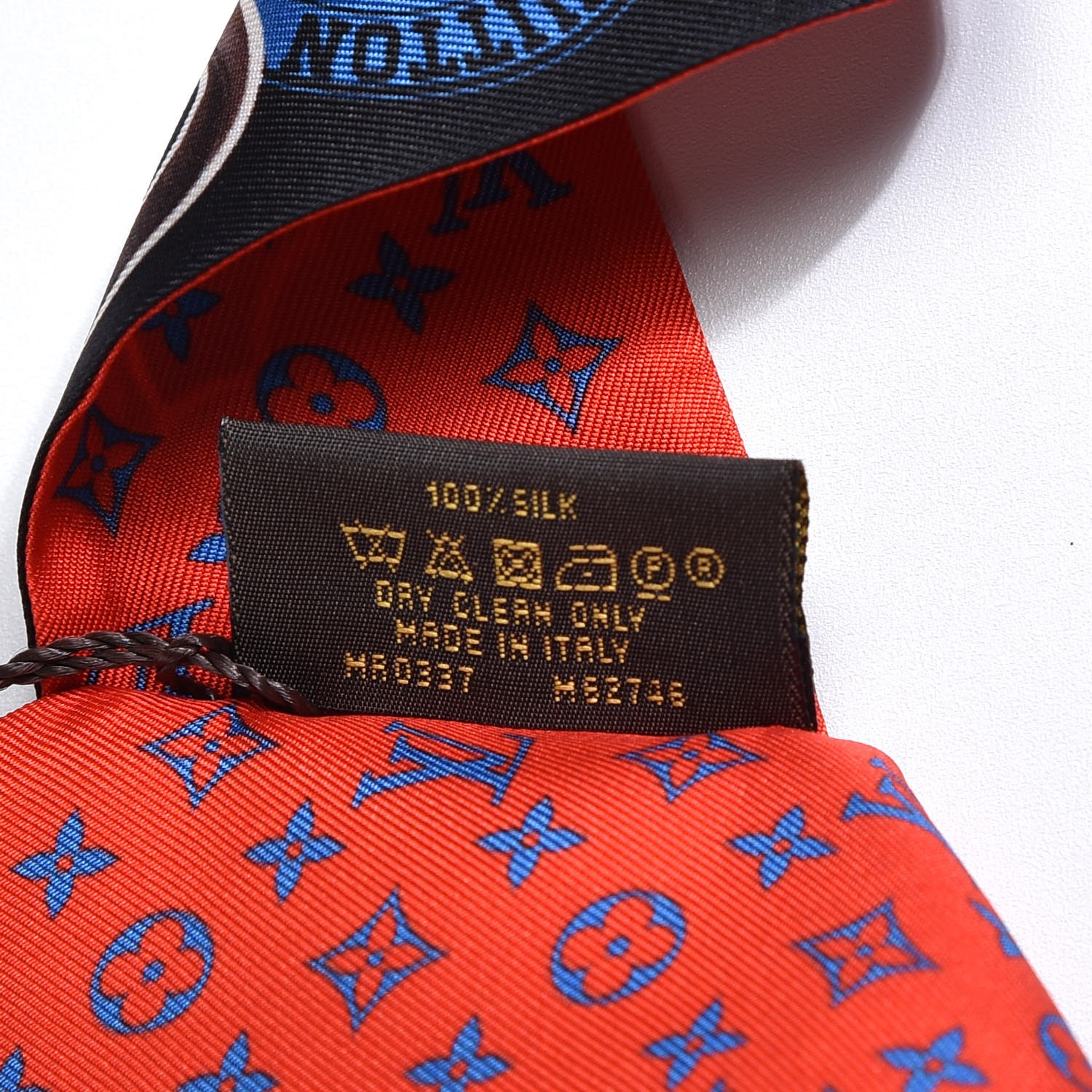 Louis Vuitton World Tour Stickers Collection For Fall/Winter 2016