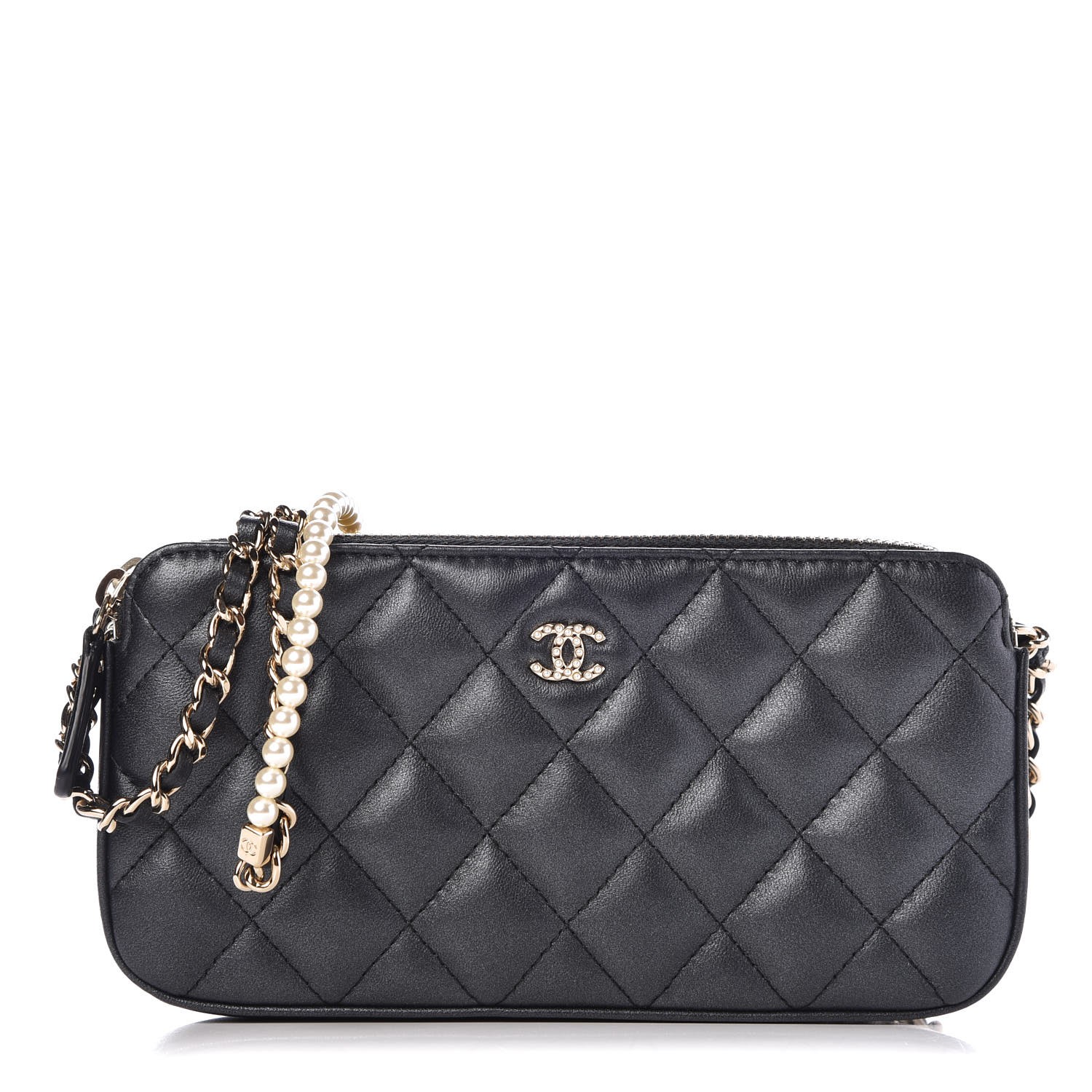 CHANEL Iridescent Lambskin Quilted Pearl Clutch With Chain Black 305547