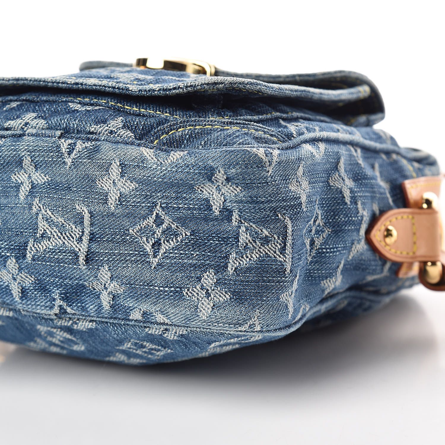 Louis Vuitton Denim Camera Bag Blue 433947