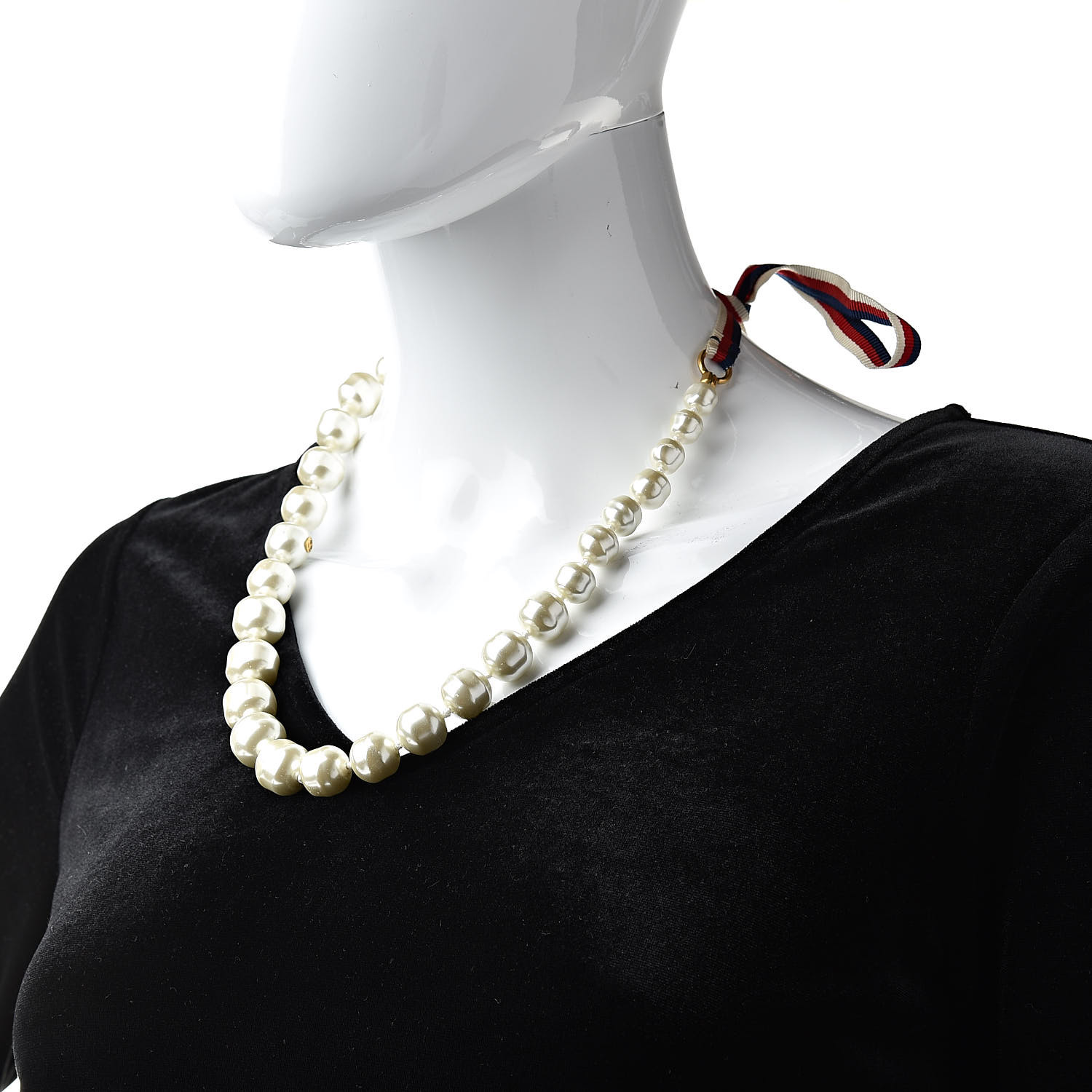 gucci double g pearl necklace