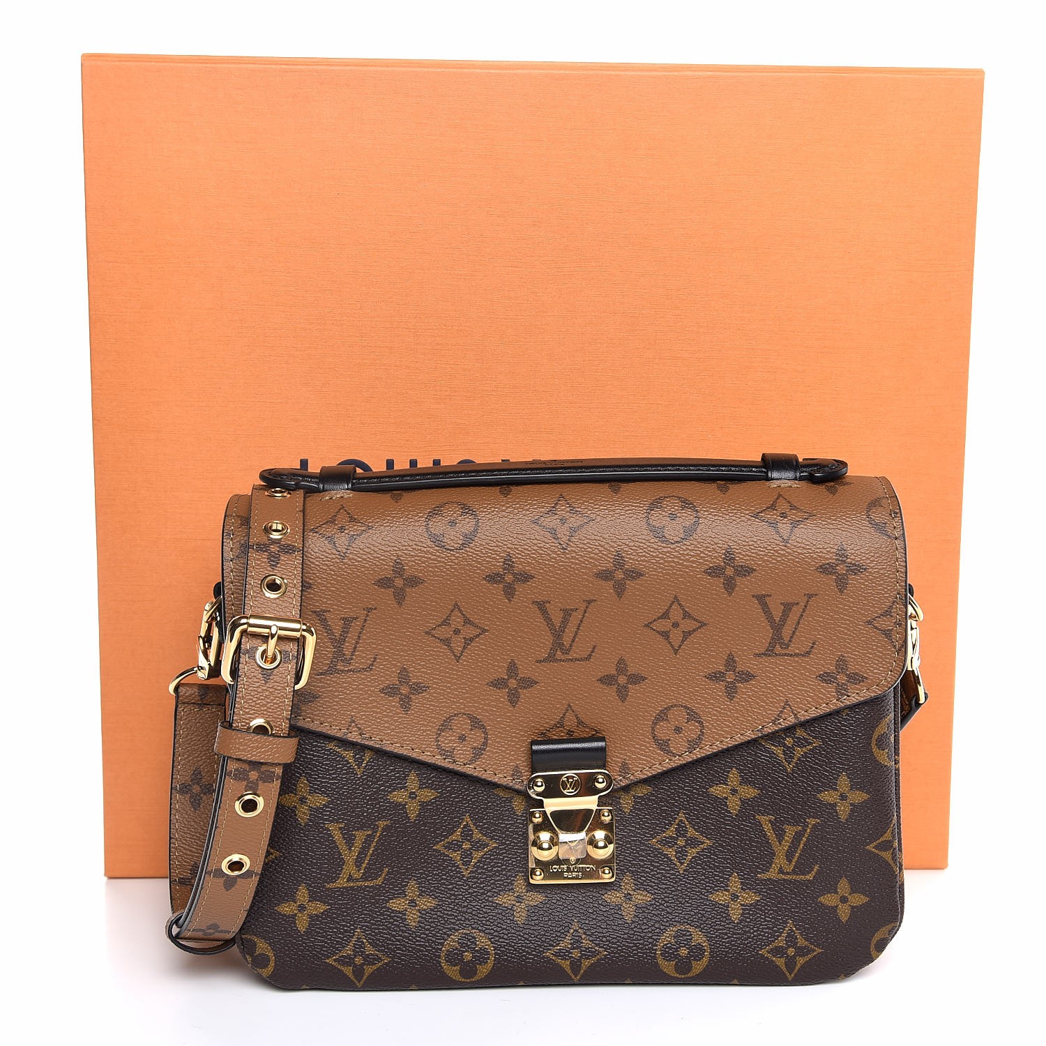 lv pochette reverse