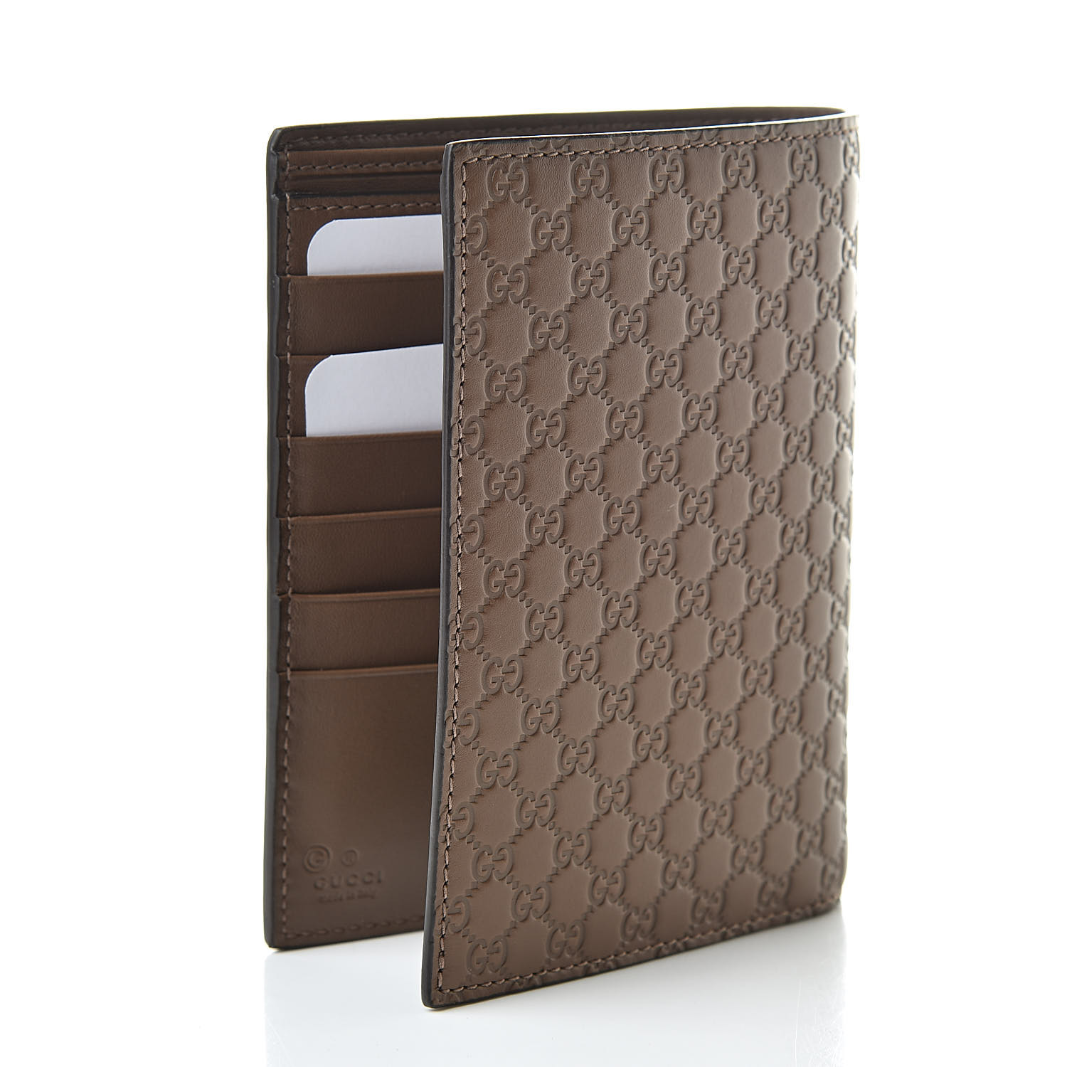 GUCCI Microguccissima Passport Holder Brown 511338