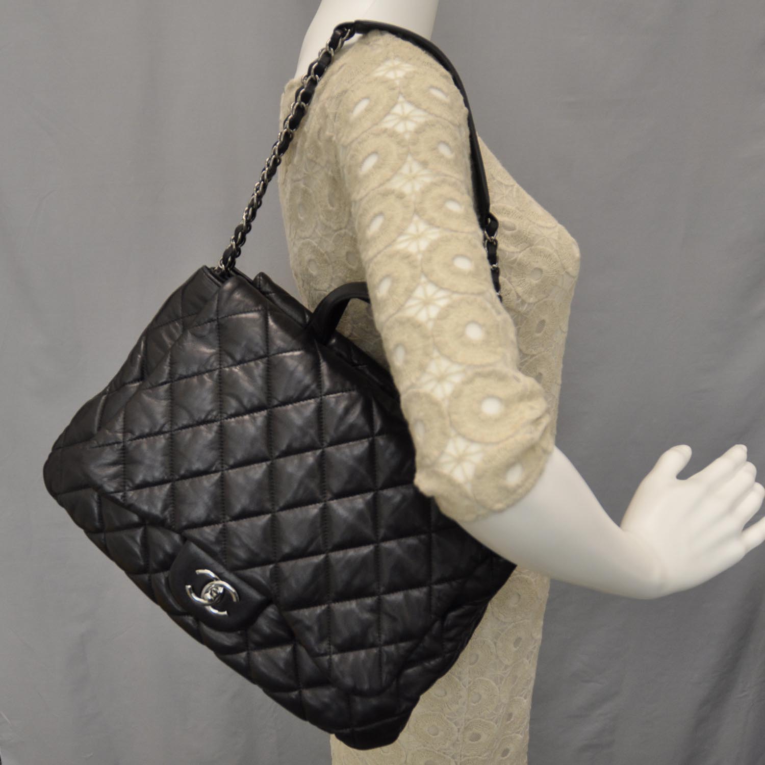 CHANEL Lambskin Quilted Chanel Maxi Flap Bag Black