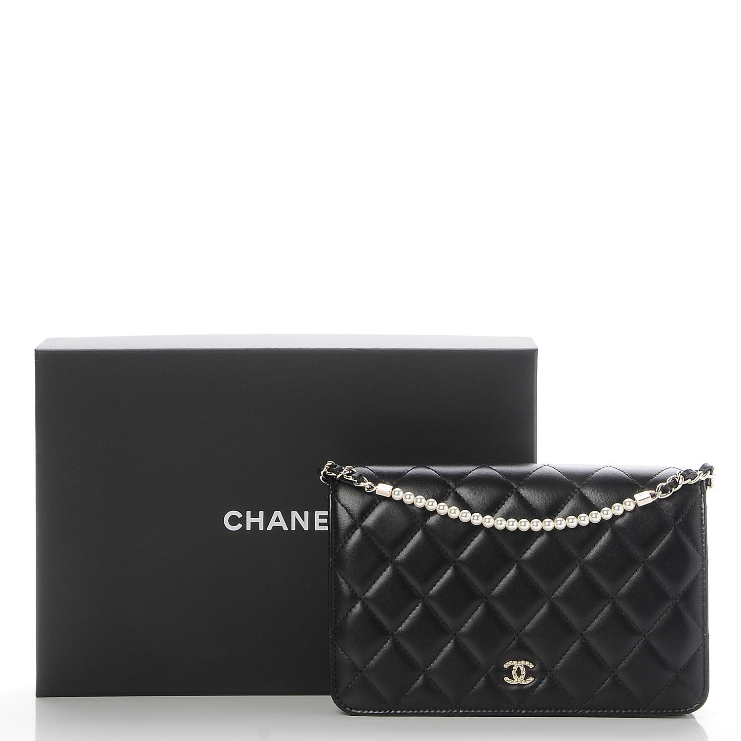 chanel bag with pearl strap