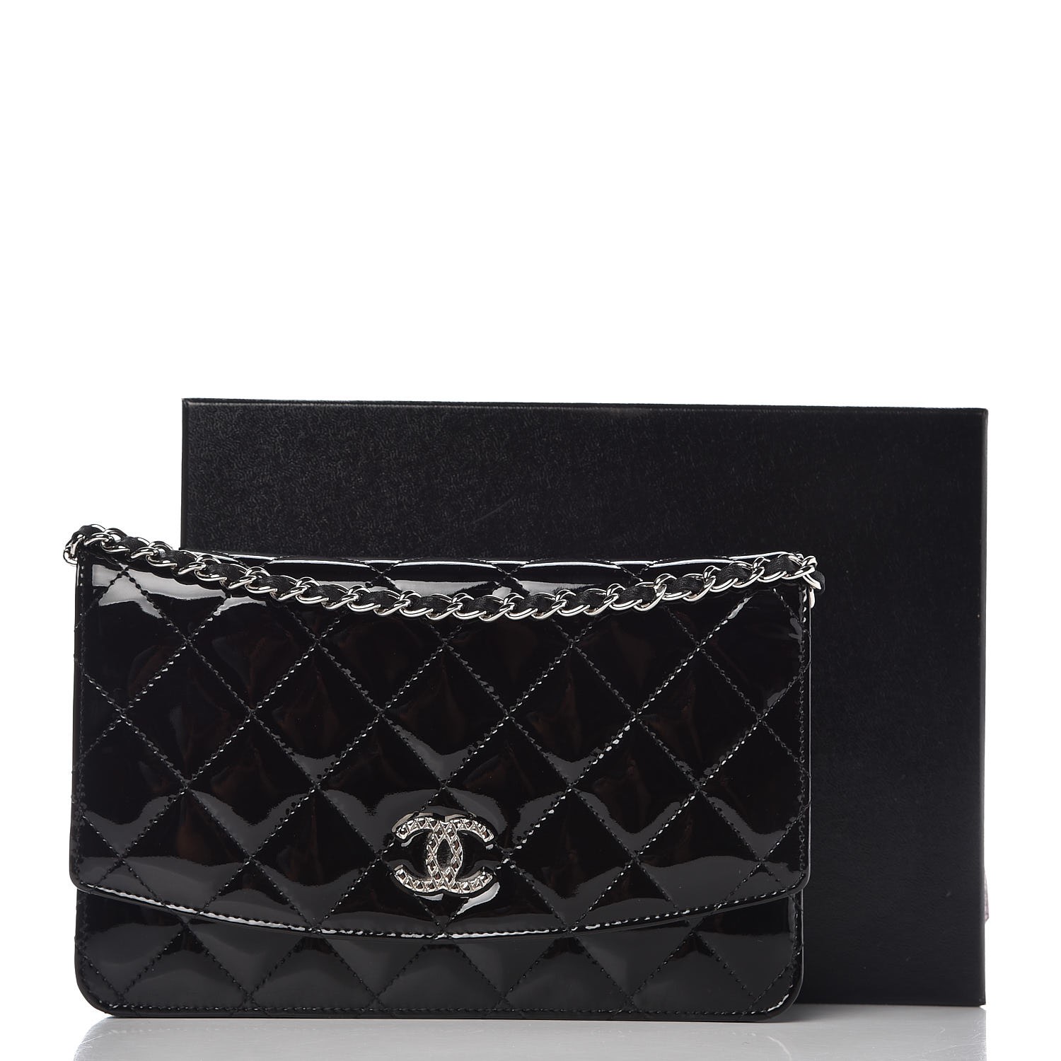 chanel brilliant wallet on chain