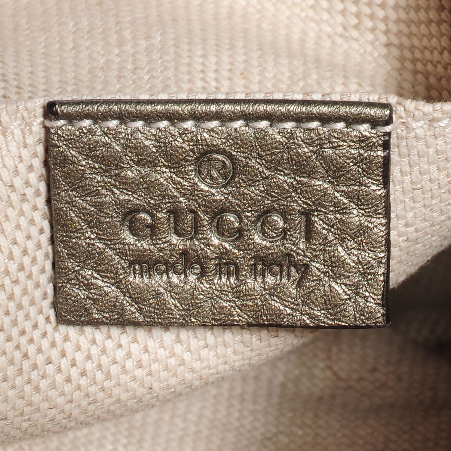 gucci metallic soho bag