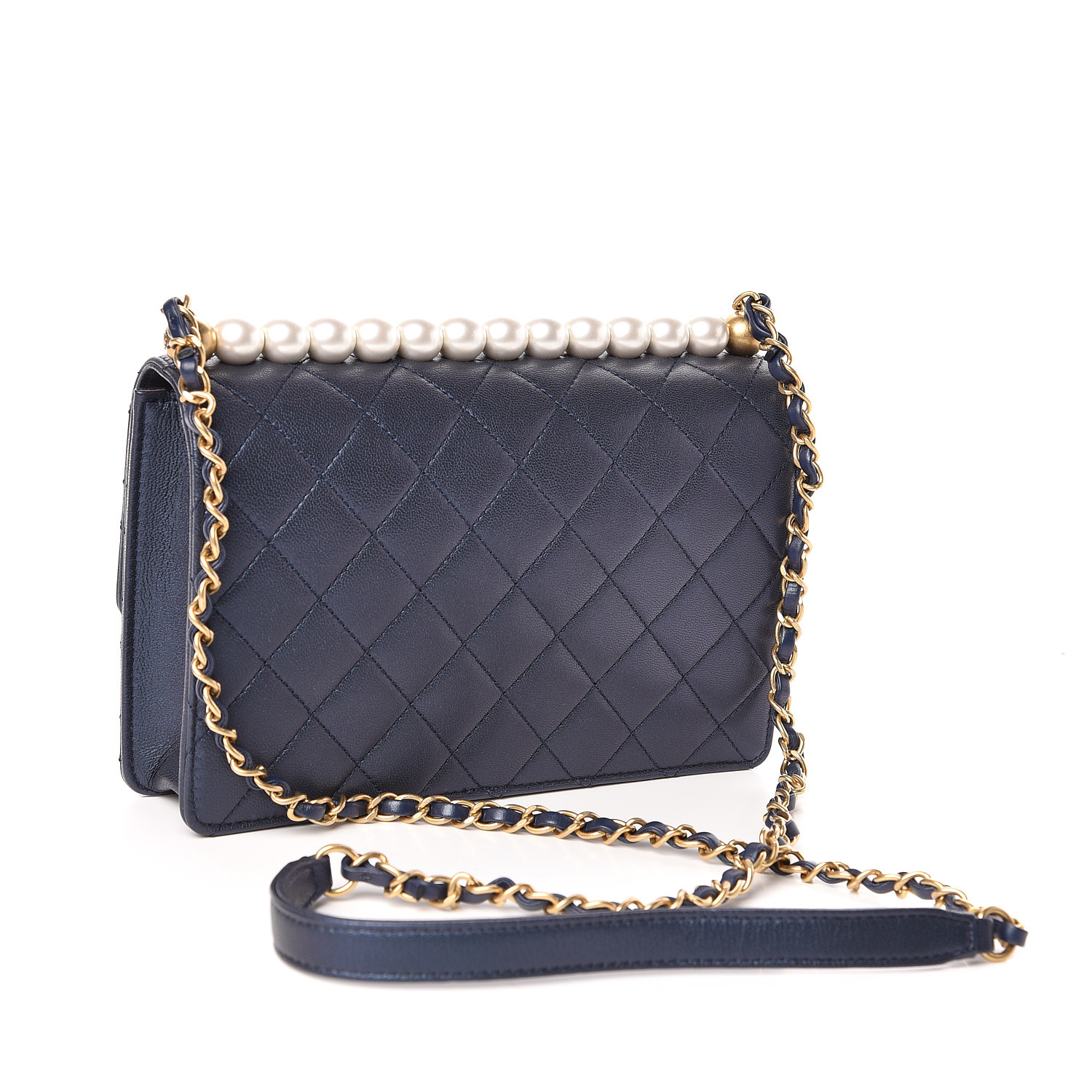 chanel iridescent lambskin quilted bag