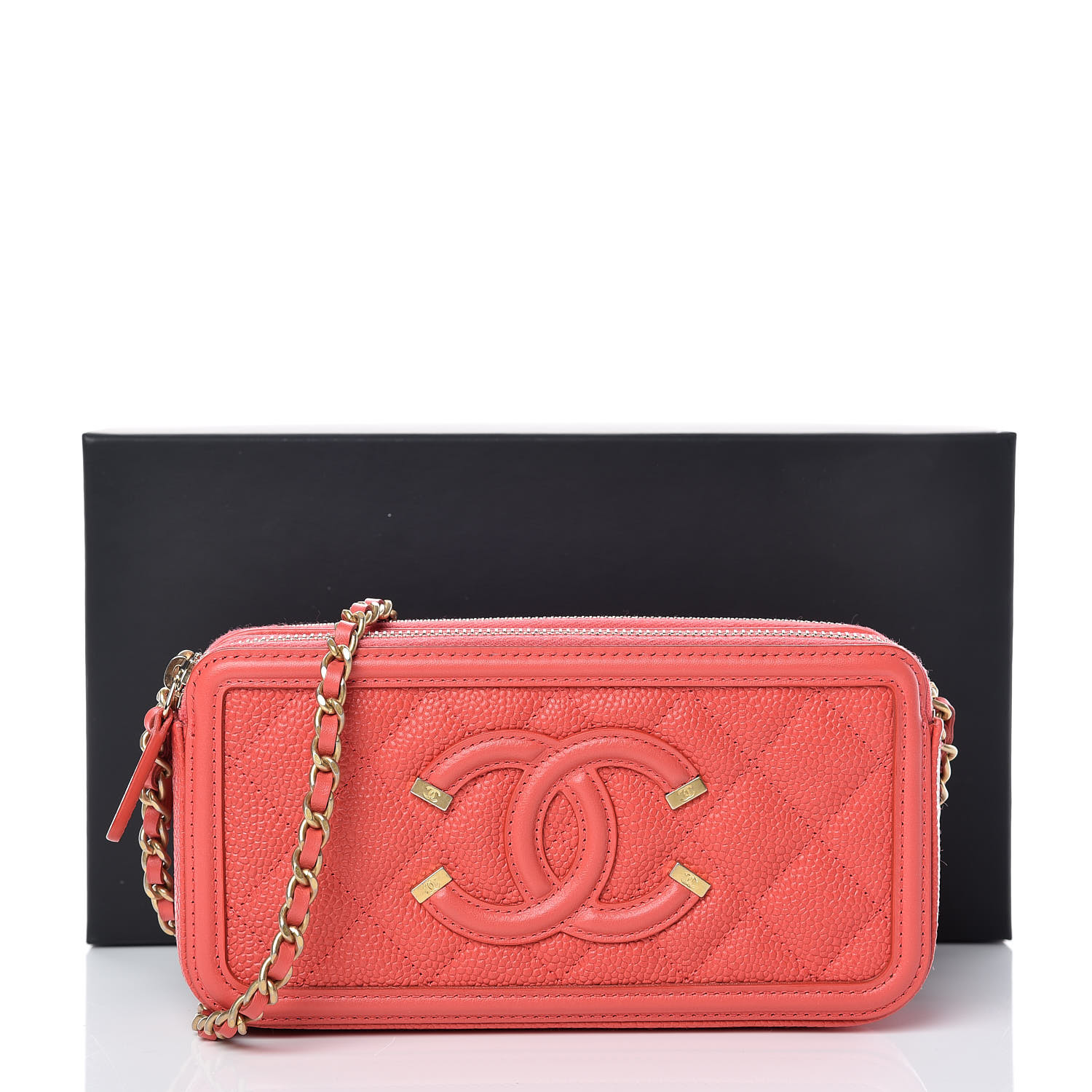 chanel filigree clutch with chain