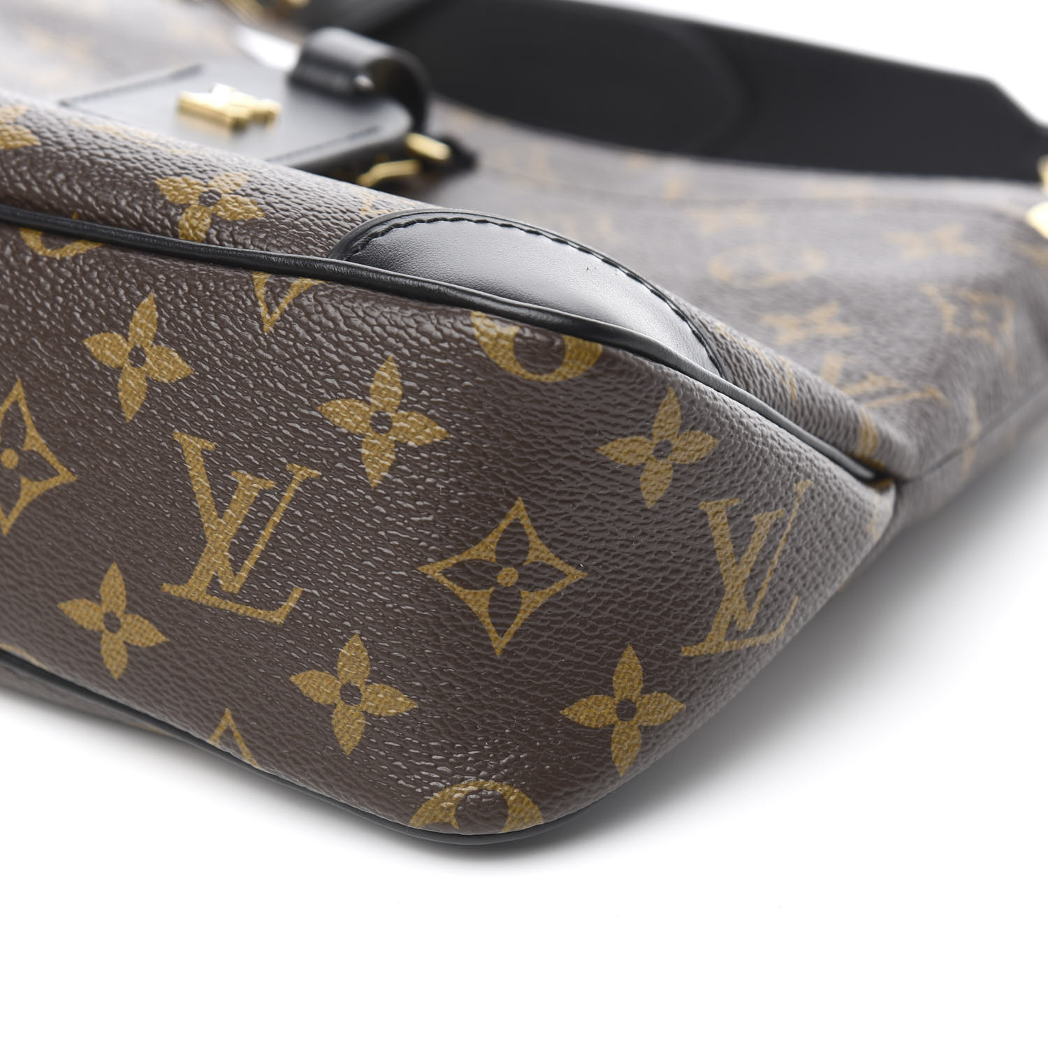 louis vuitton odeon black